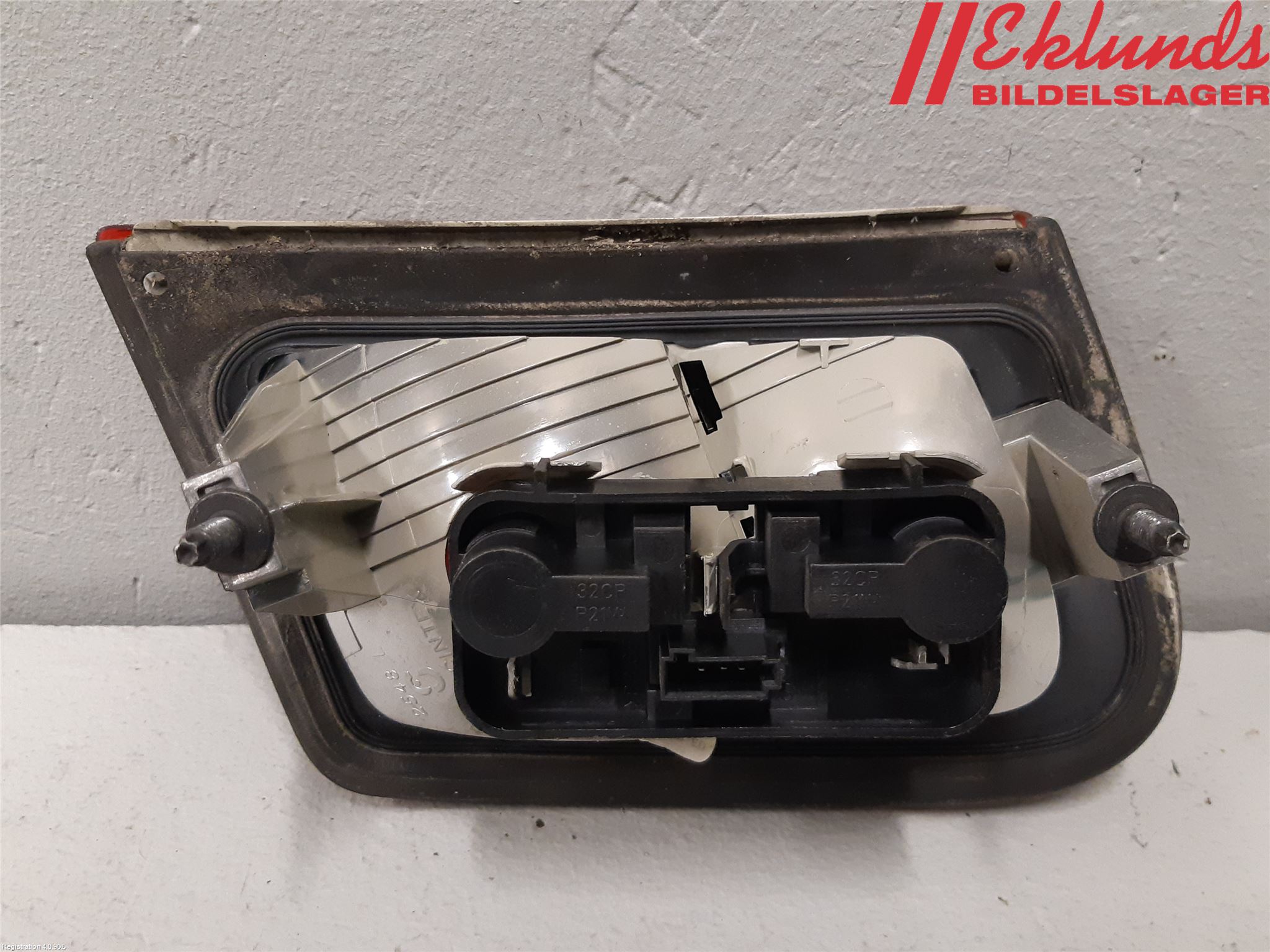 Saab 9-3 VER 2 Bakljus Lucka Vä