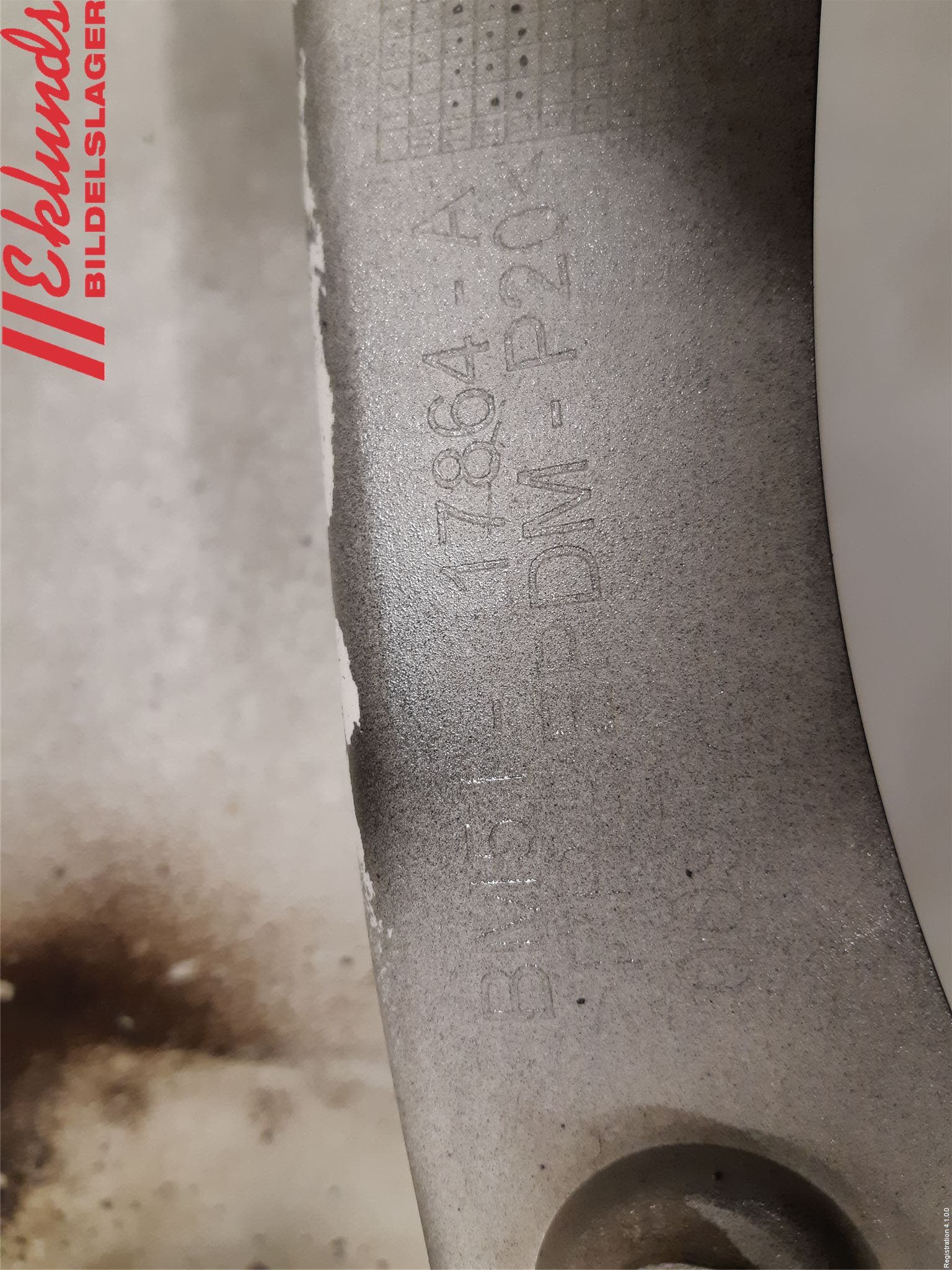 Ford FOCUS 11-14 Stötfångardel Bak Hö