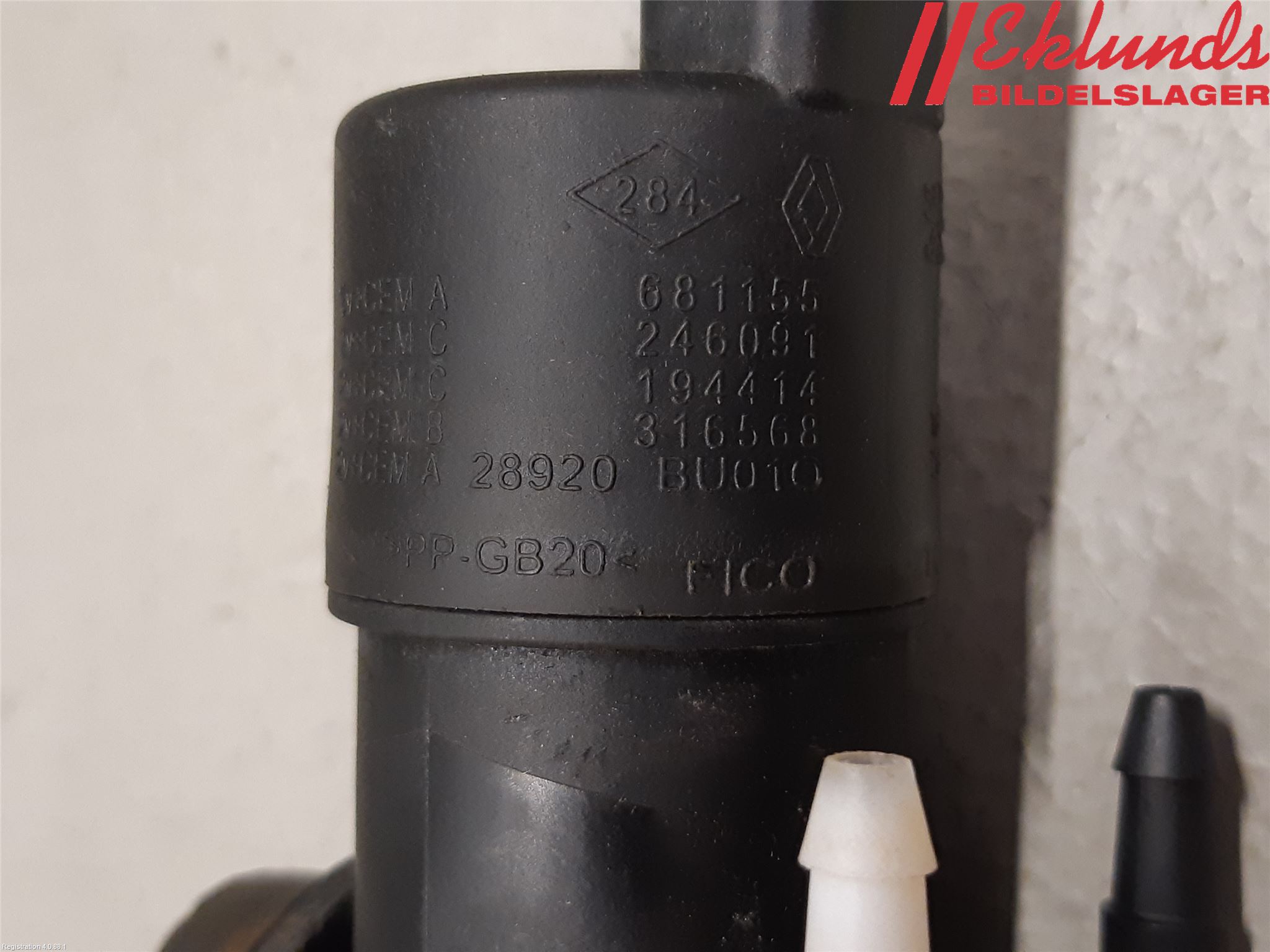 Citroen COTROEN C3 17-24 Spolarpump Vindruta