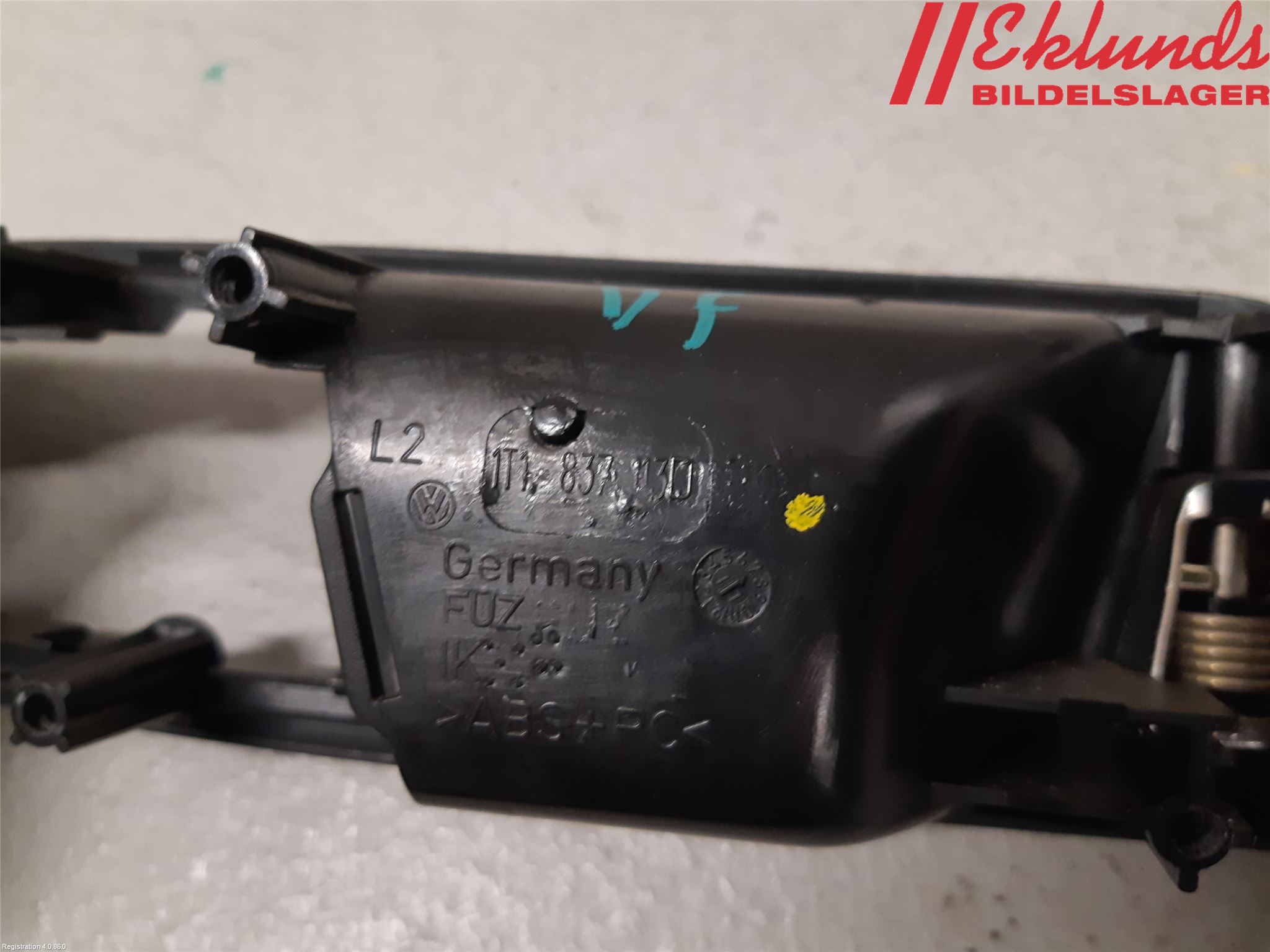Volkswagen VW TOURAN 10-15 Dörrhandtag Inre Vä