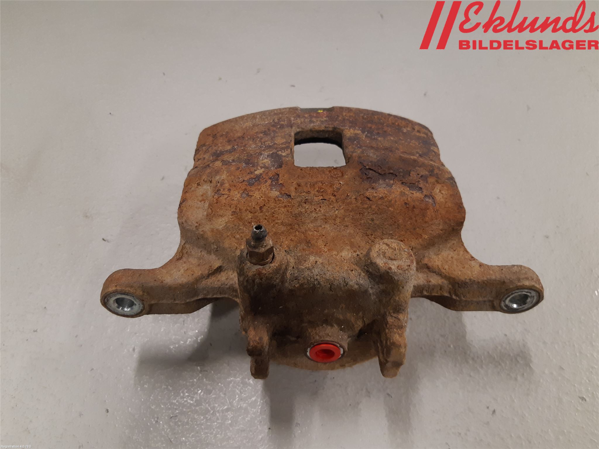 Mitsubishi L200 06-15 Bromsok Fram Höger