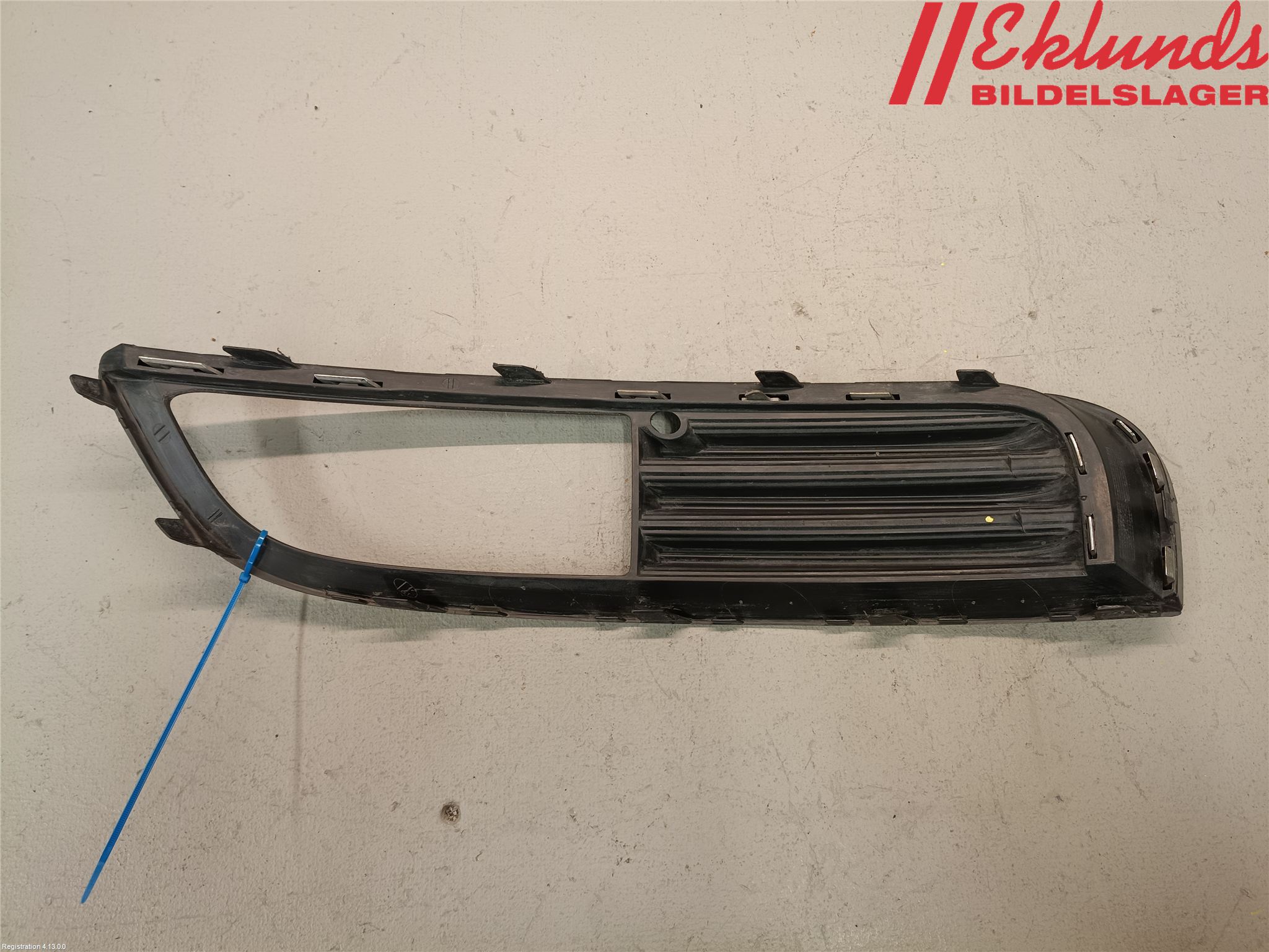 Opel INSIGNIA 09-16 Dimljussarg Fram