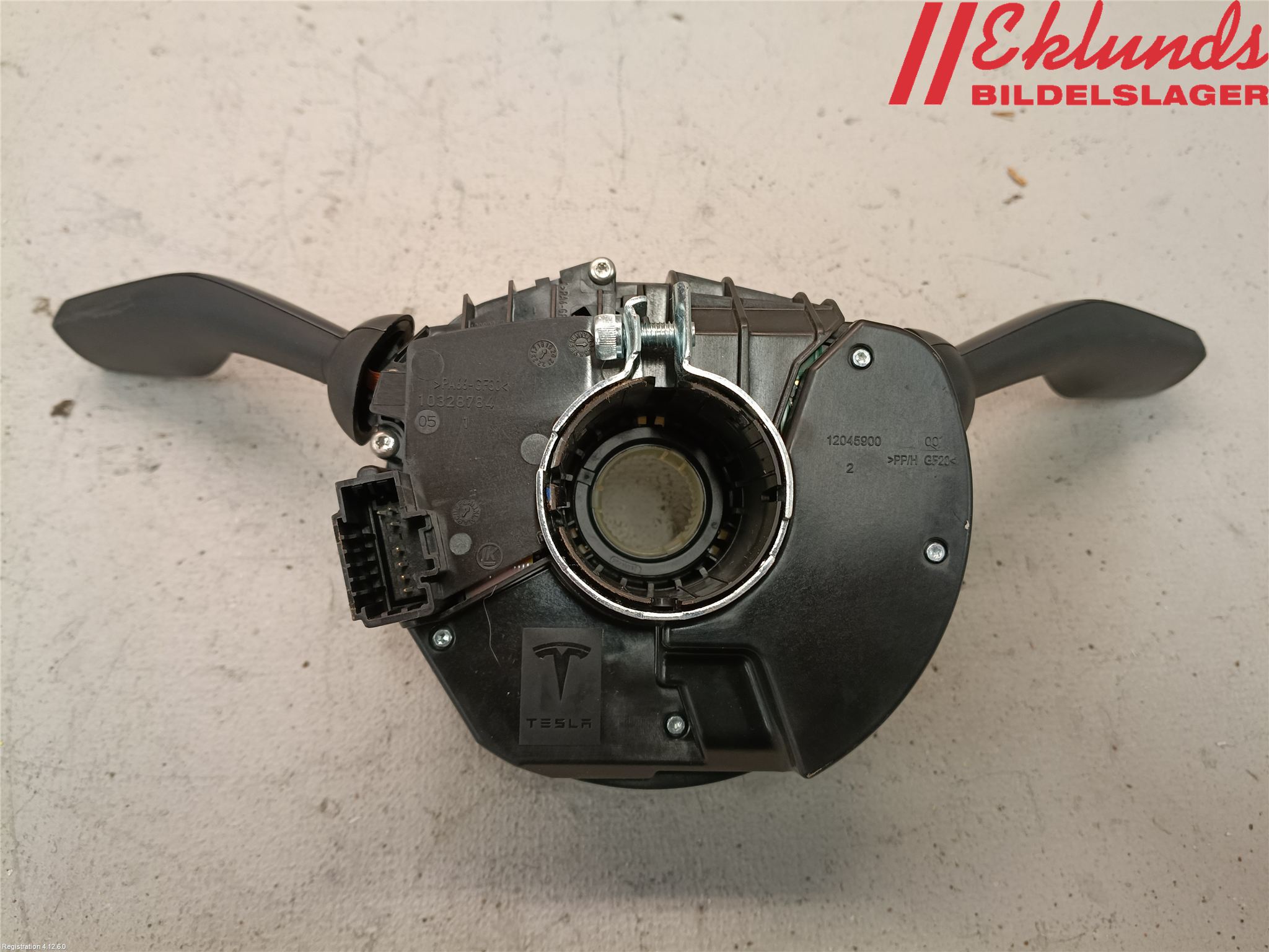 Tesla MODEL 3 17- Spakcentral