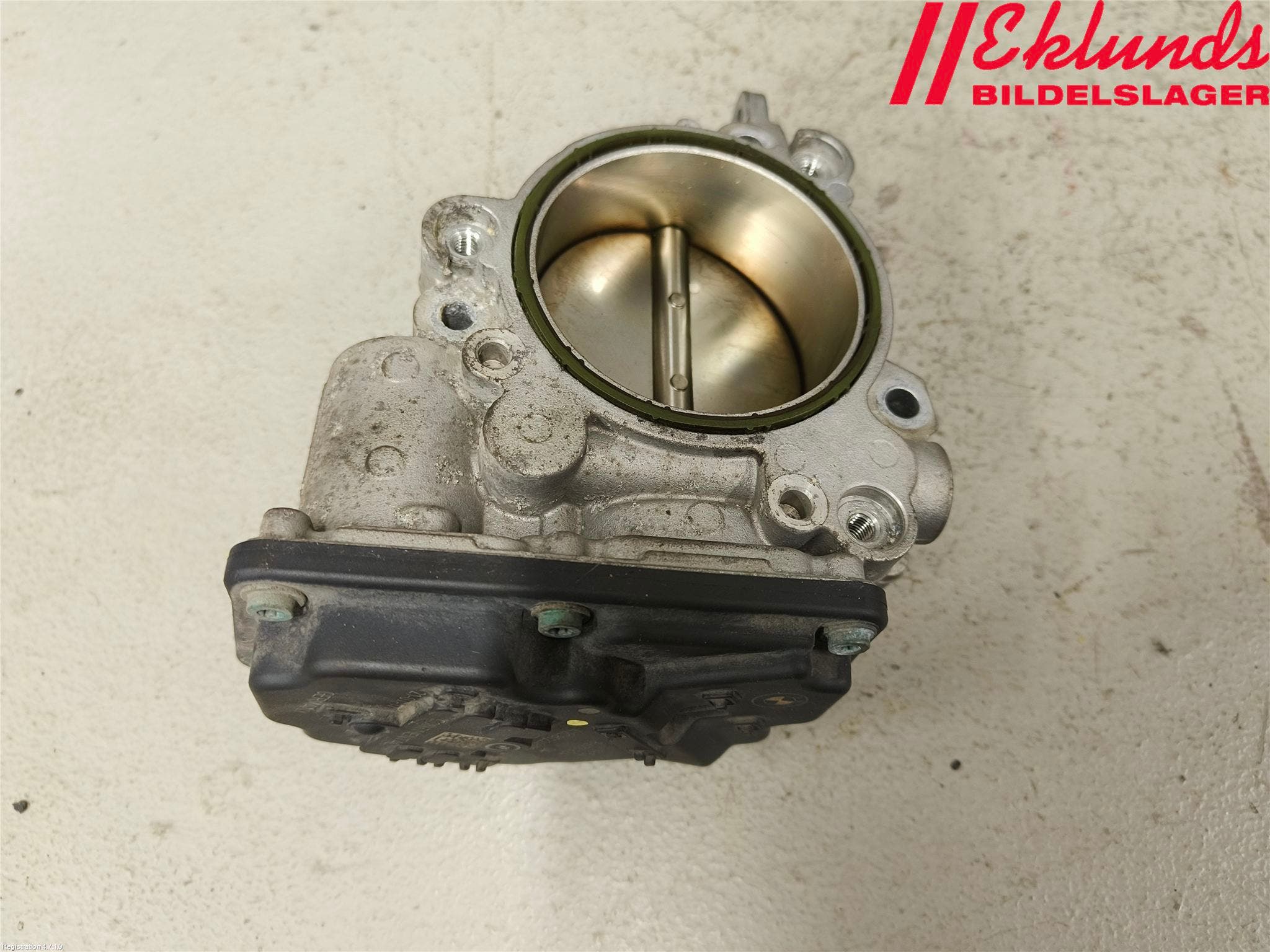 BMW 3 F30/F31/F80 12-19 Injspjällhus