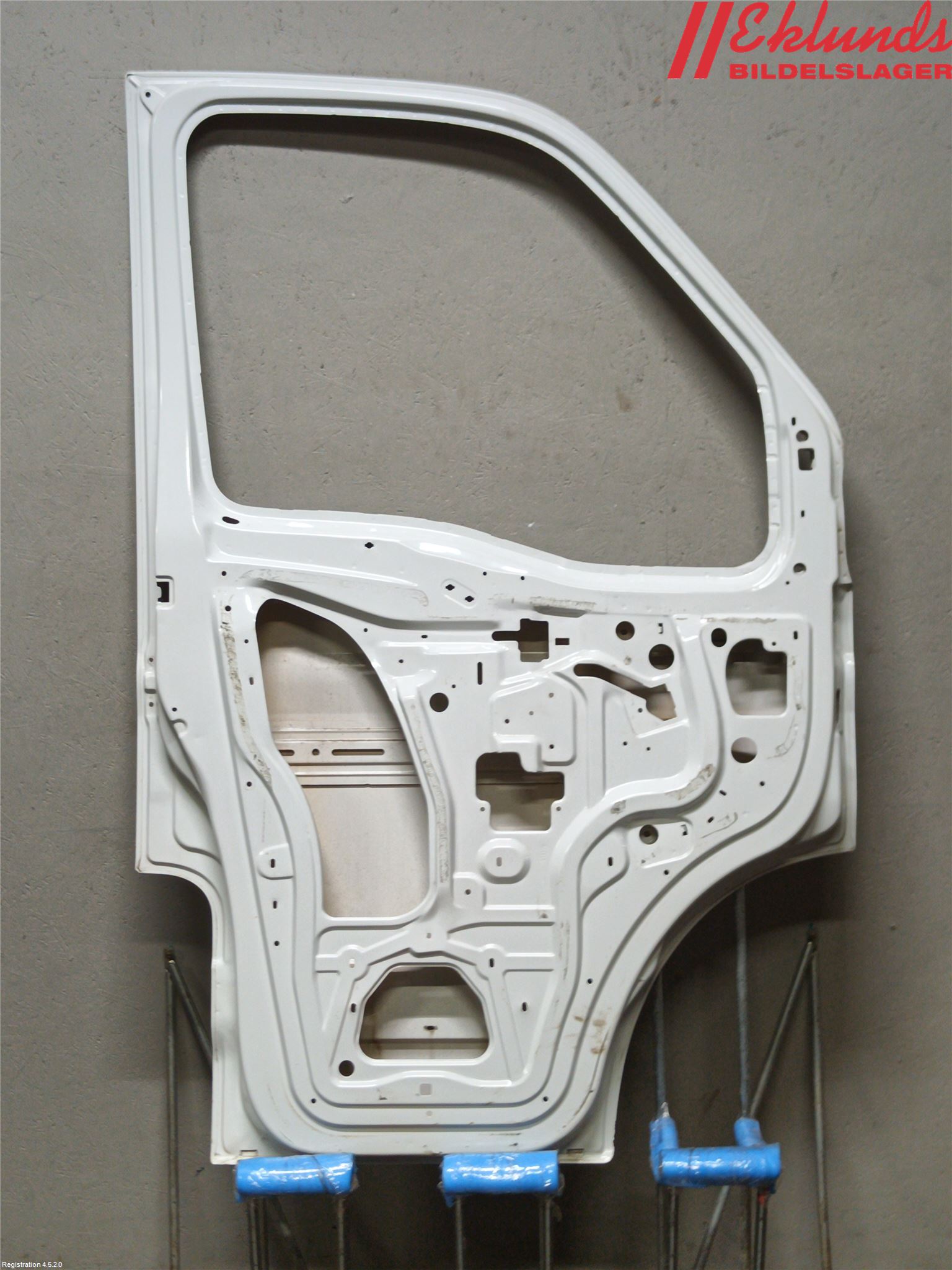 Iveco DAILY 07-13 Dörr Fram Vänster