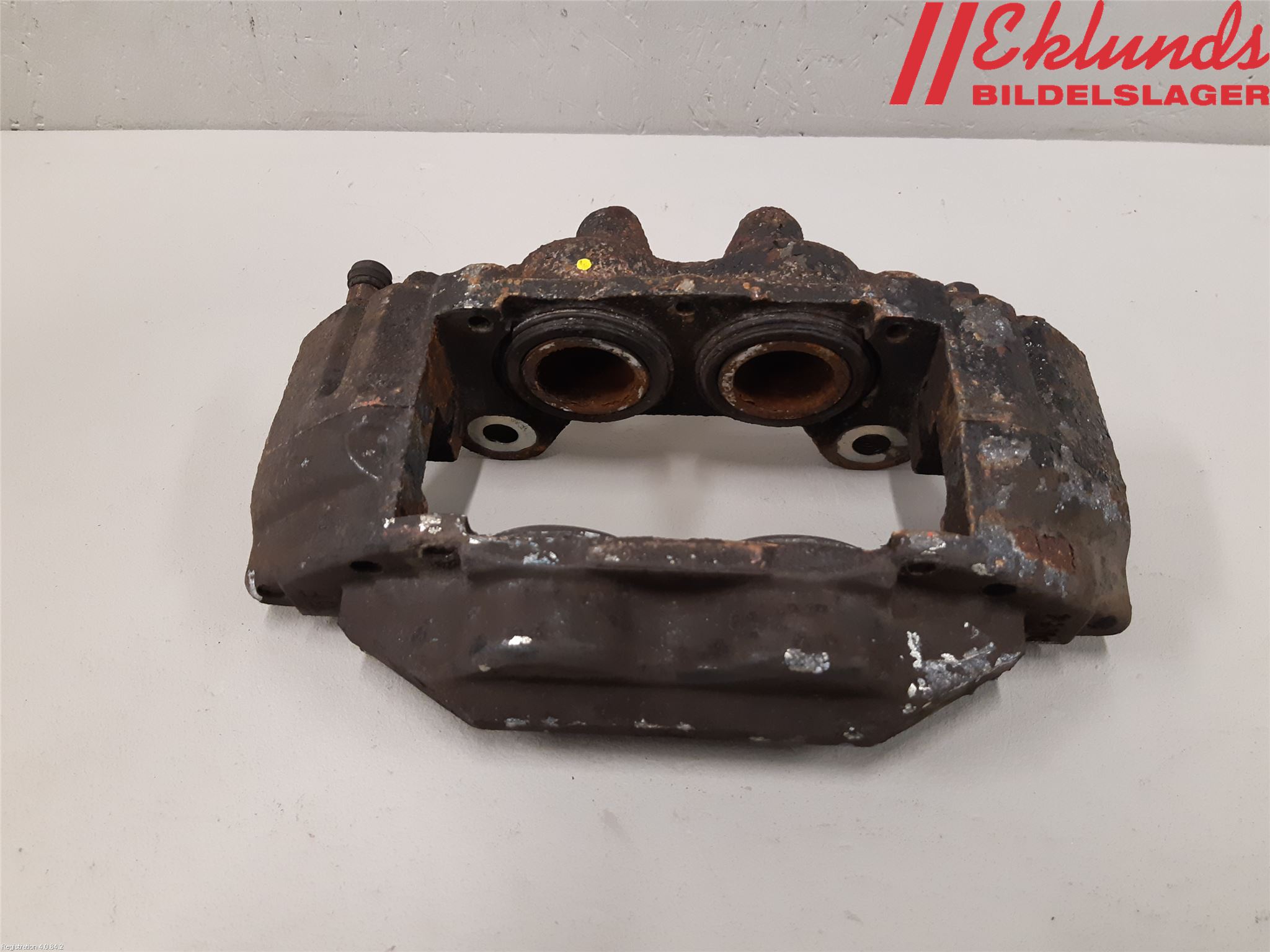 Toyota HILUX 05-16 Bromsok Fram Vänster
