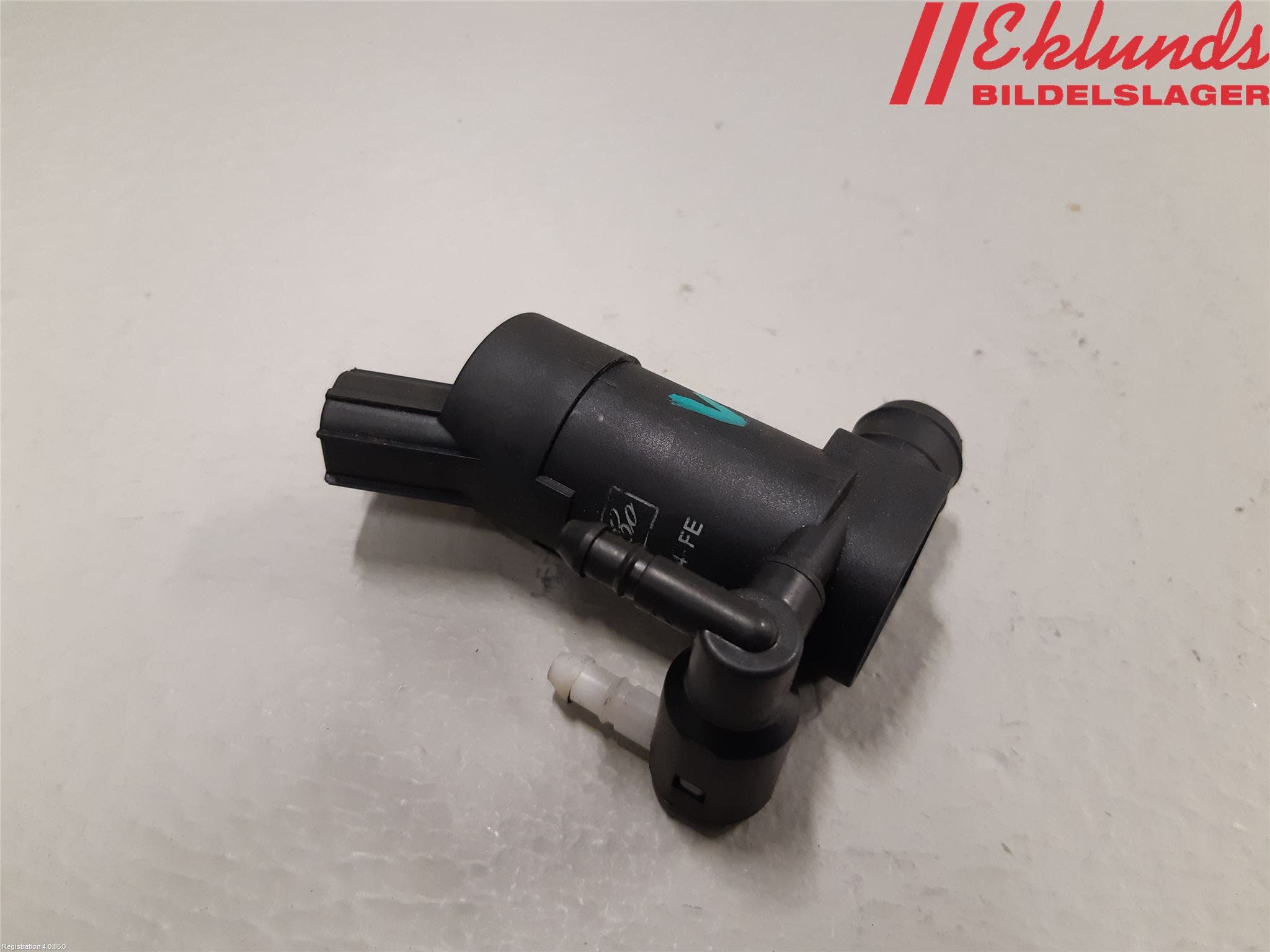 Volvo V50 08-12 Spolarpump Vindruta