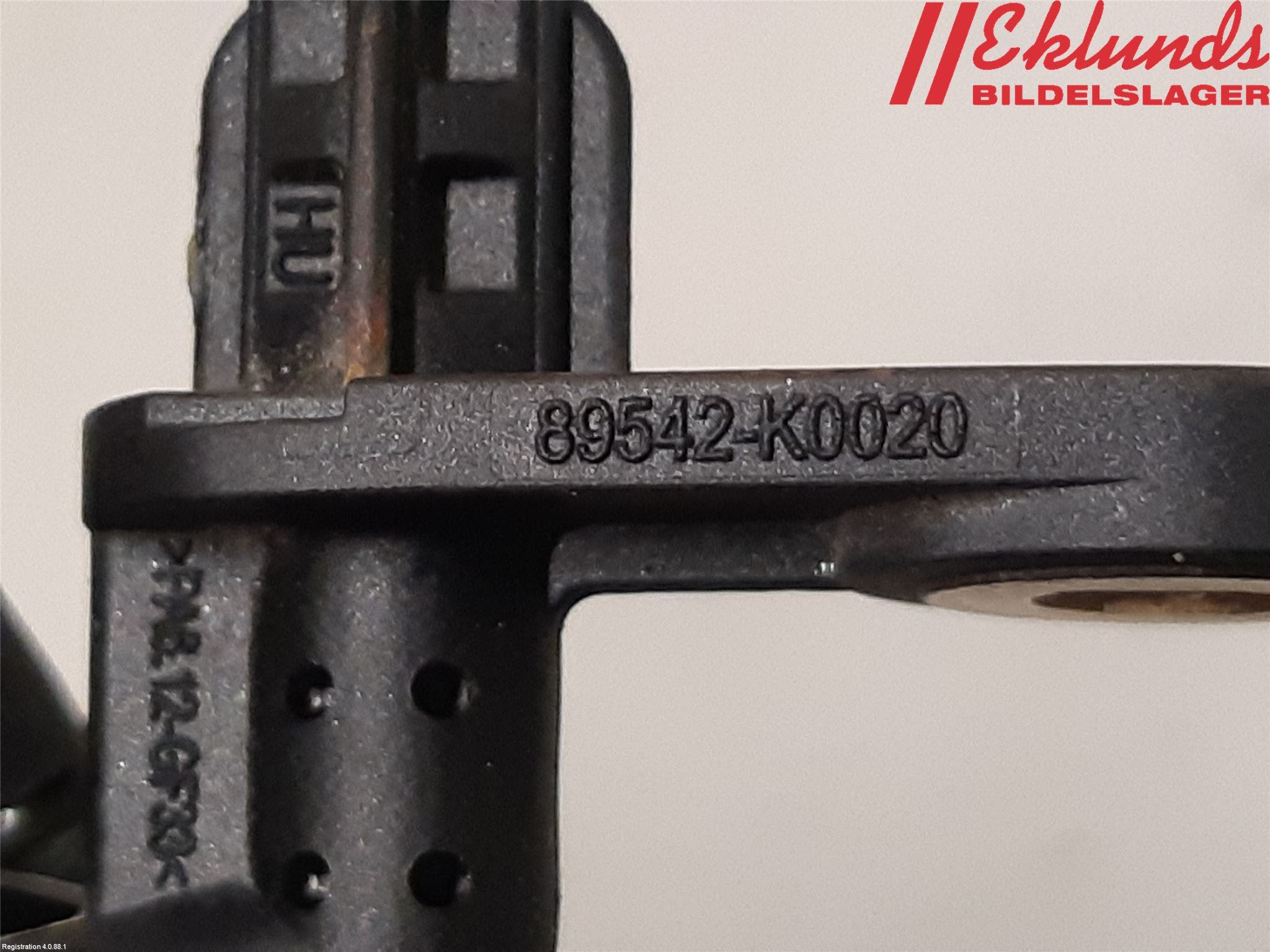 Toyota YARIS XP21 20- Abs Sensor