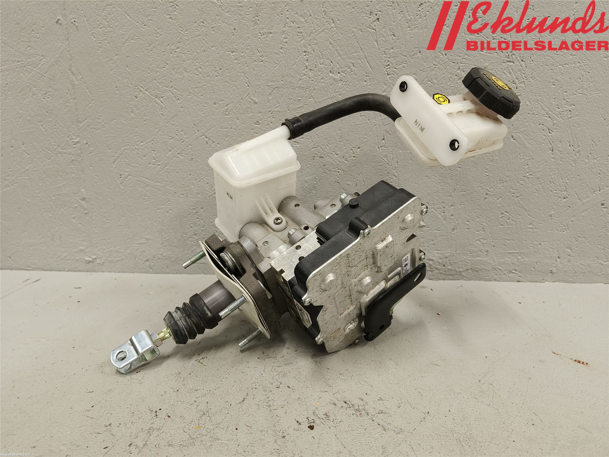 Hyundai IONIQ AE 17-22 Broms Huvudcylinder
