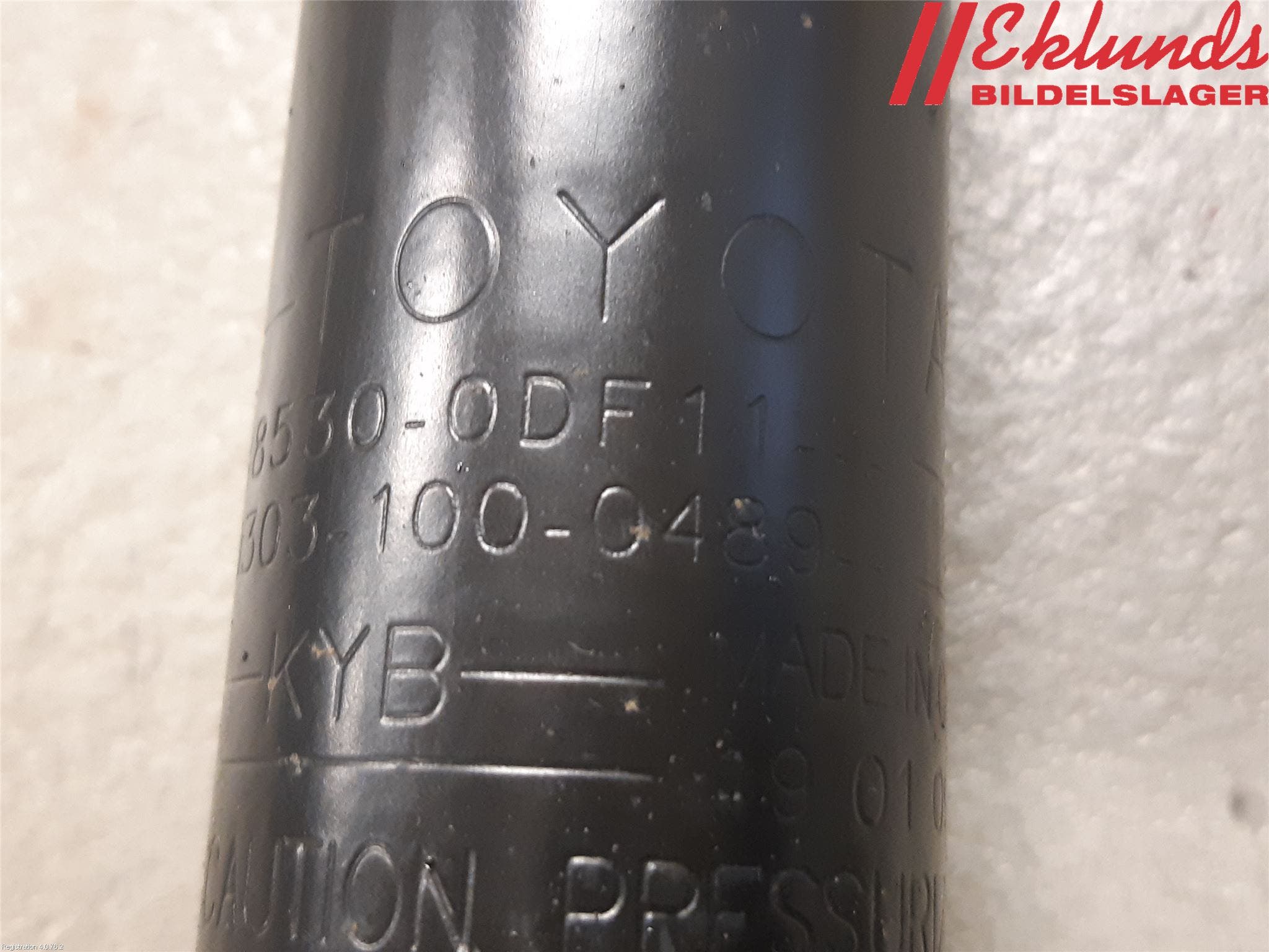 Toyota YARIS XP130 15-20 Stötdämpare Bak