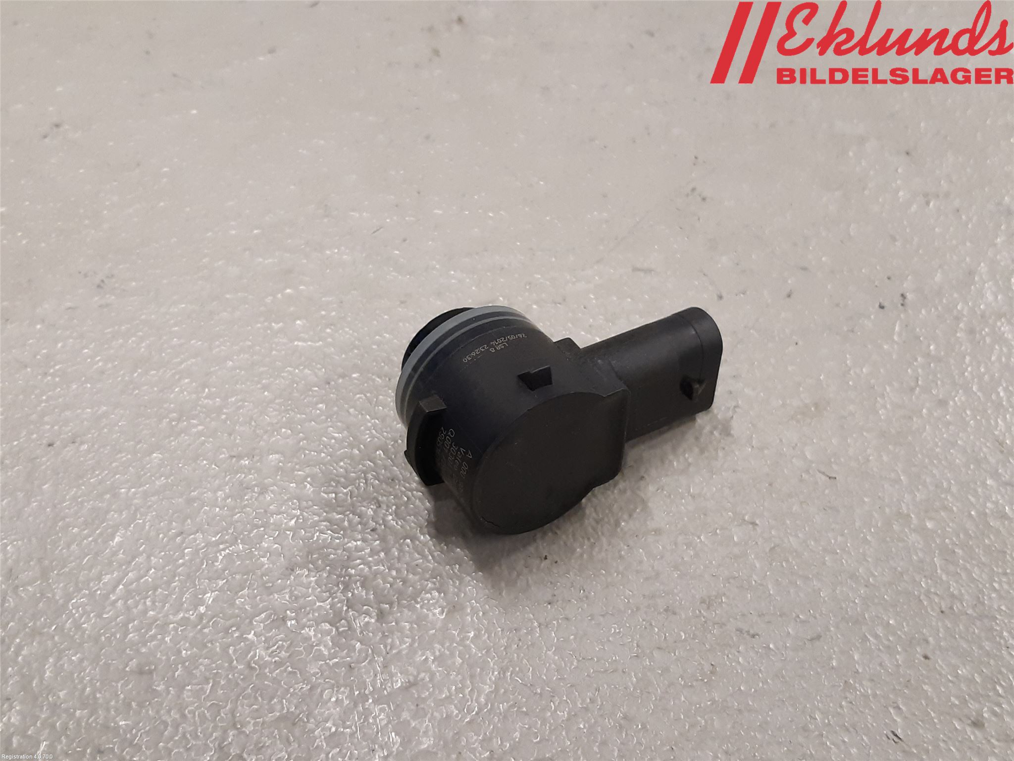 Mercedes-Benz MB E-KLASS (W212) 09-16 Parkeringshjälp Frontsensor