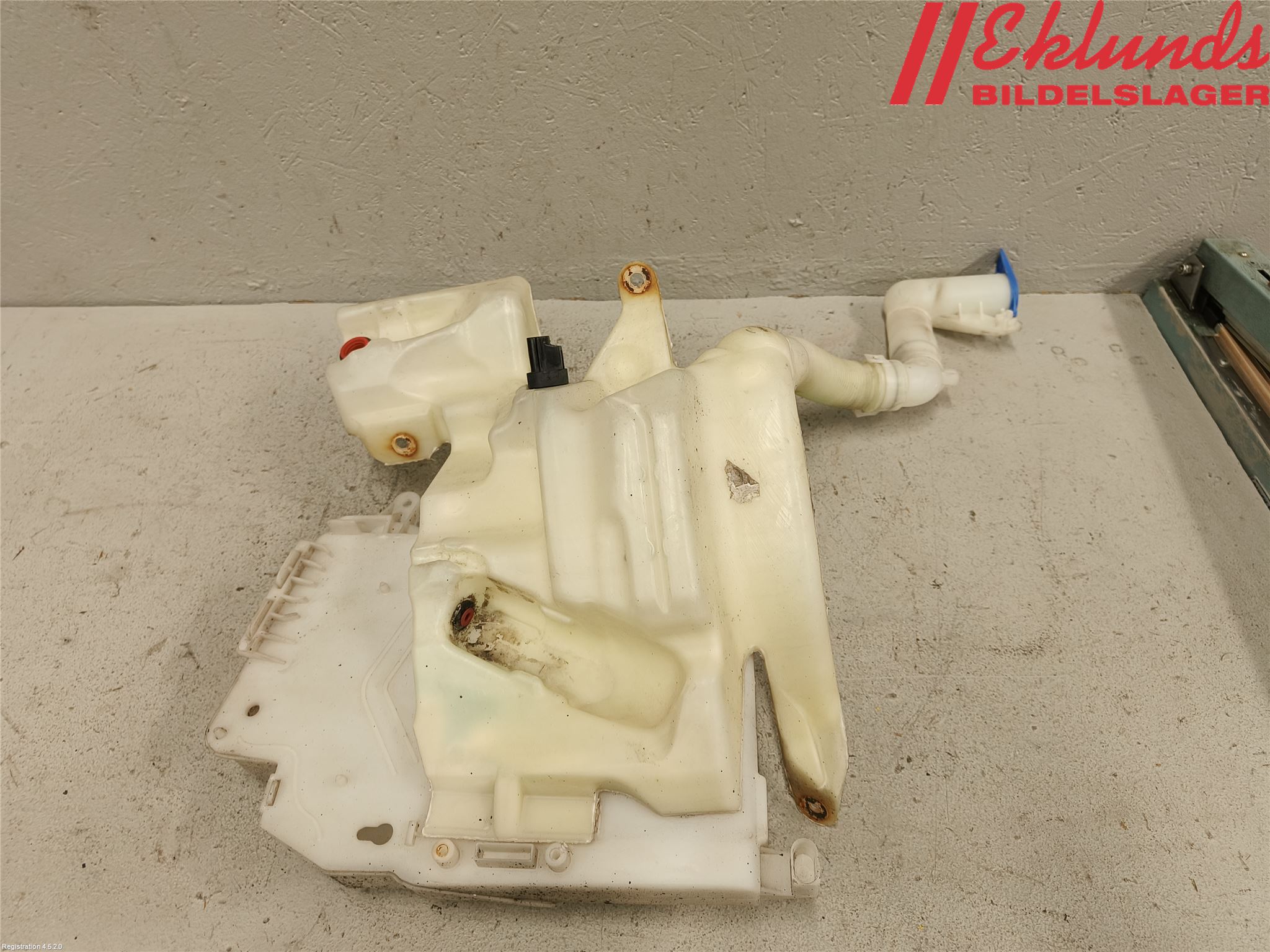 Ford S-MAX 06-15 Spolartank Vindruta