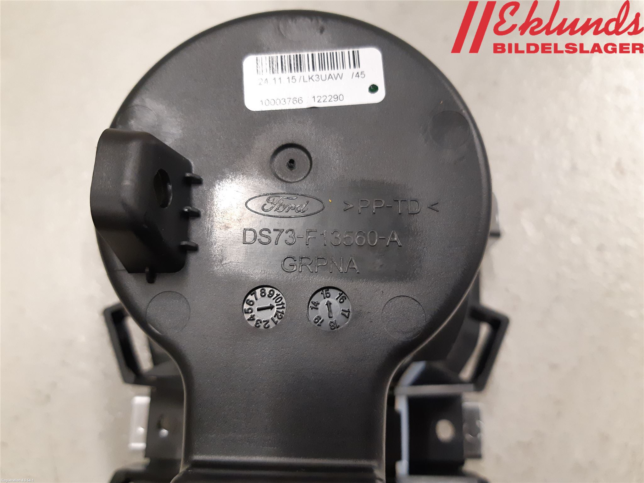 Ford MONDEO 15-22 Mugghållare