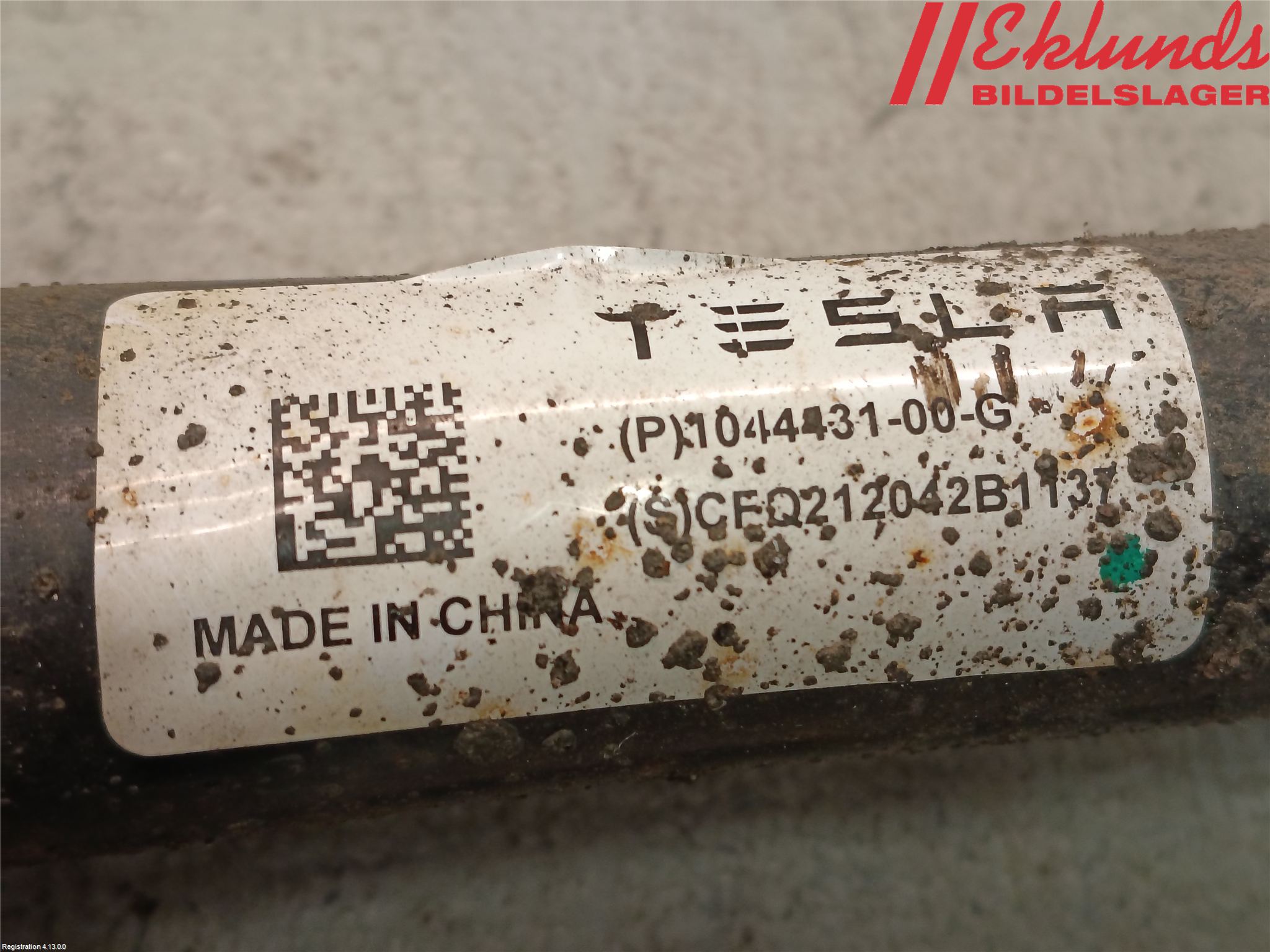 Tesla MODEL 3 17- Bärarm Bak Höger