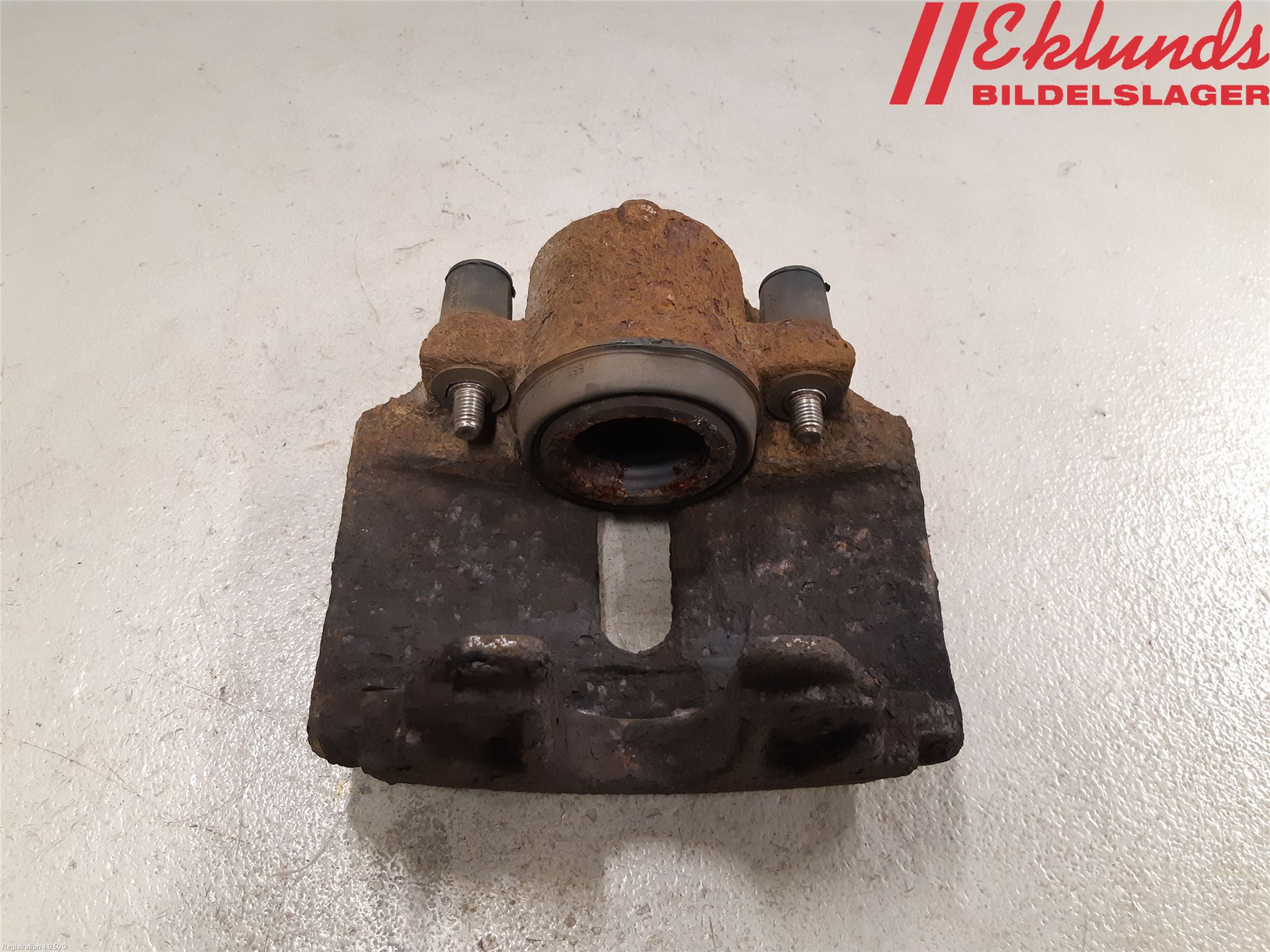 Volkswagen VW TOURAN 03-10 Bromsok Fram Höger