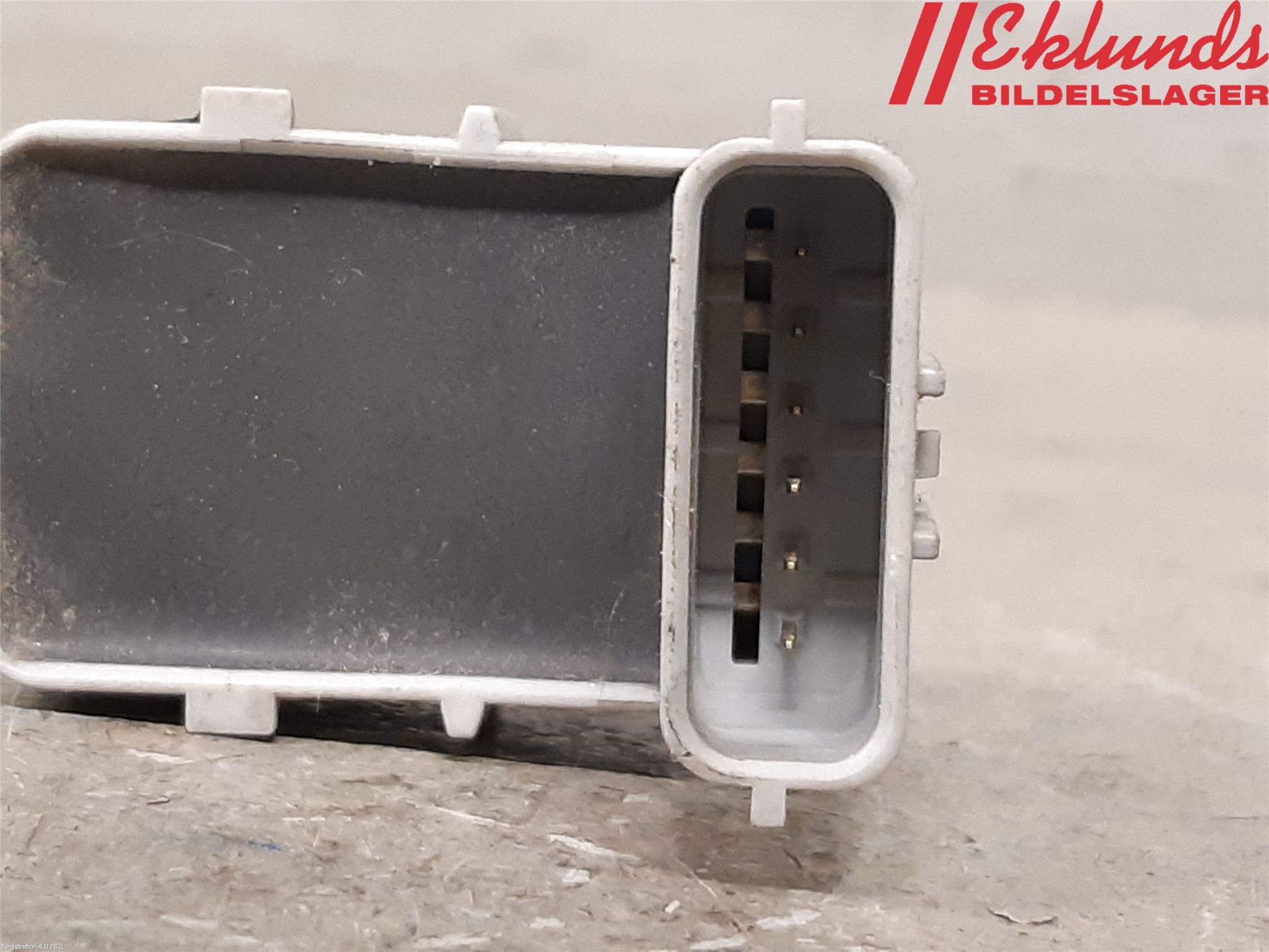 Hyundai VELOSTER 12-17 Parkeringshjälp Backsensor