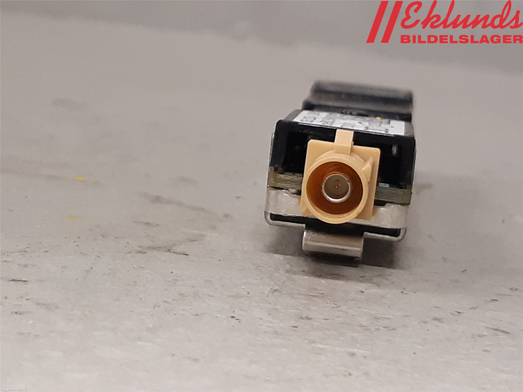 Audi A6 ALLROAD 12-18 Antennförstärkare