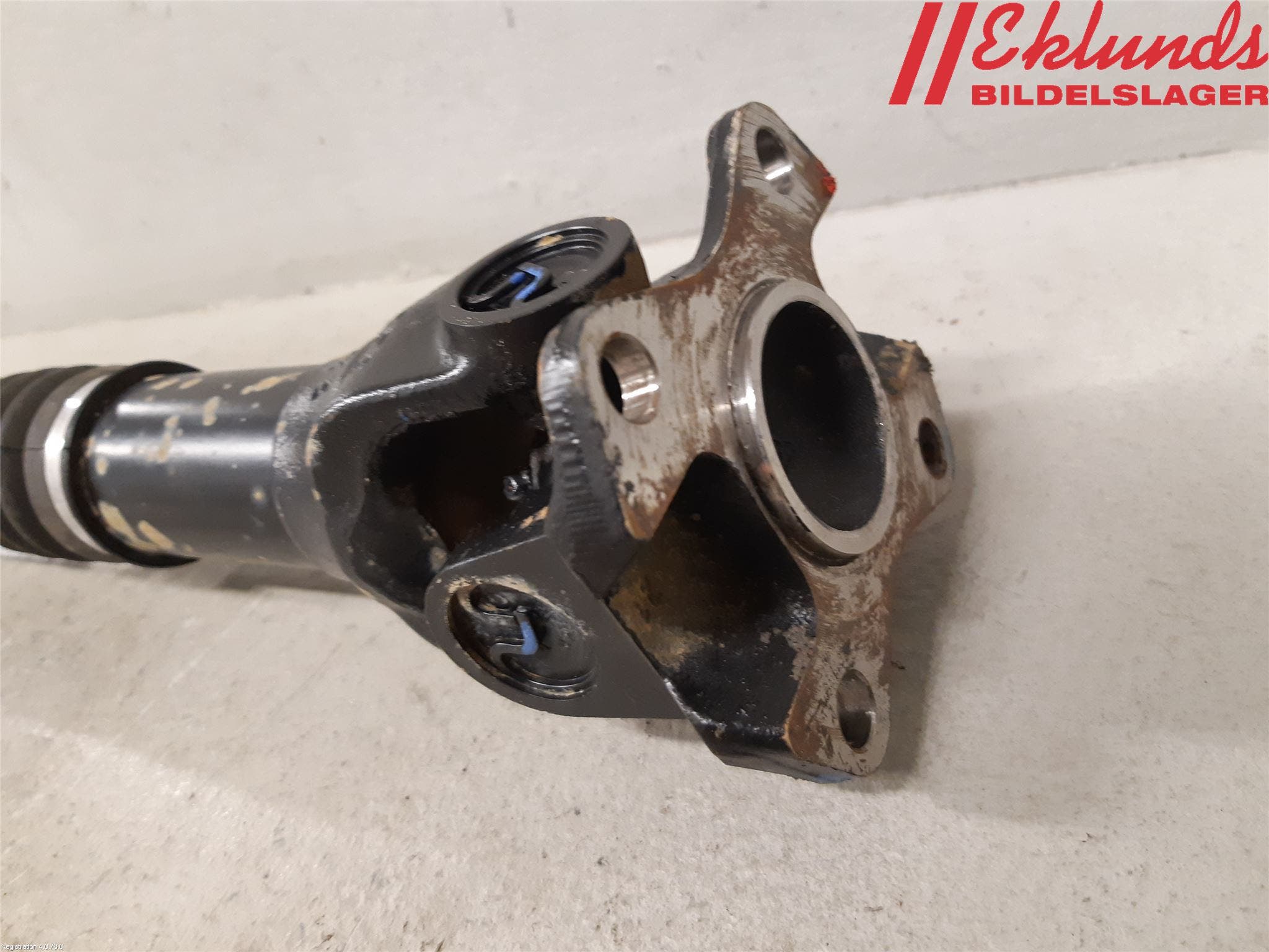 Toyota HILUX 16- Mellanaxel Främre 4Wd