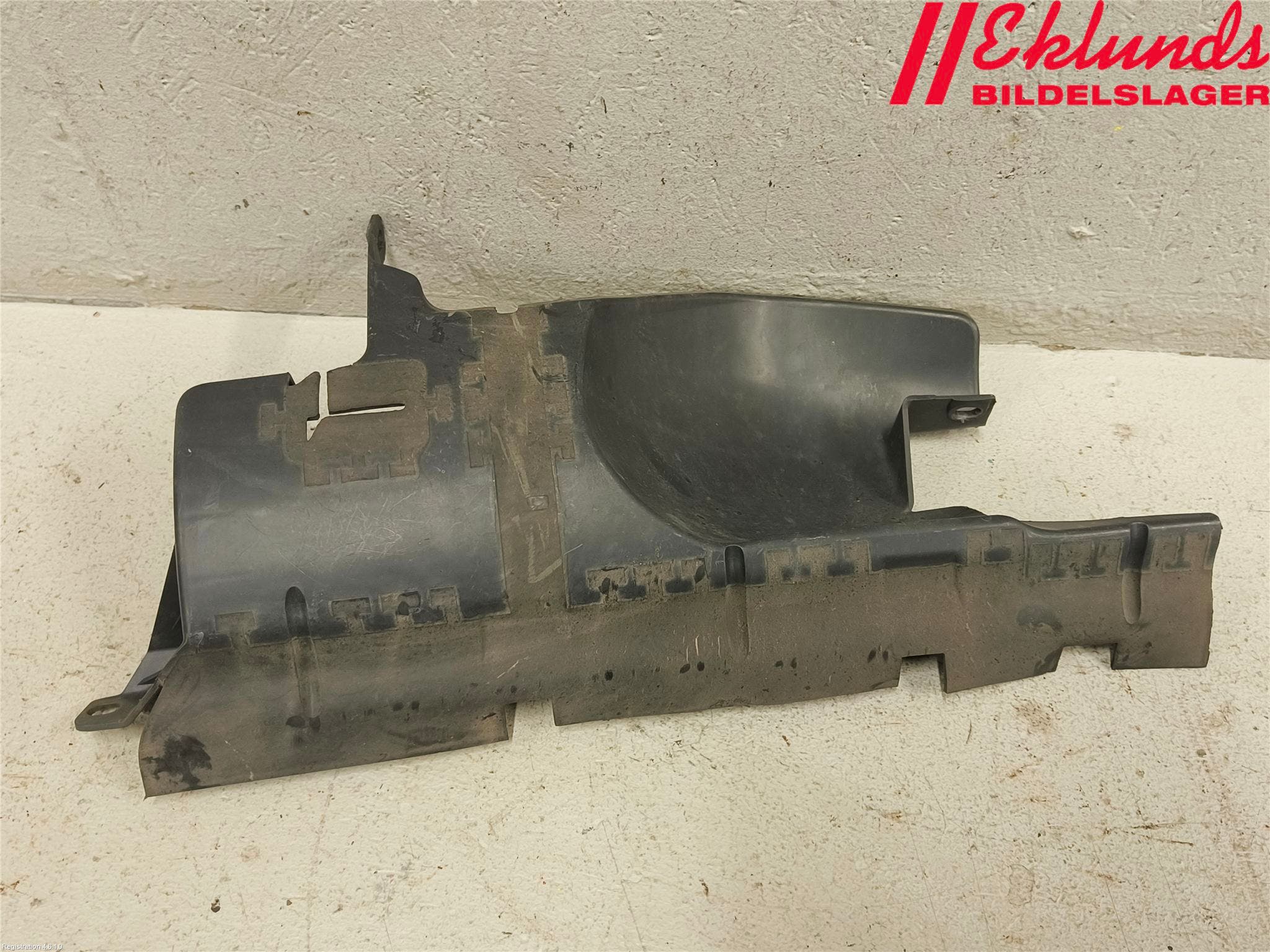 Ford TRANSIT SKÅP/BUSS 14-22 Deflektor Plåt-Plast Kylning