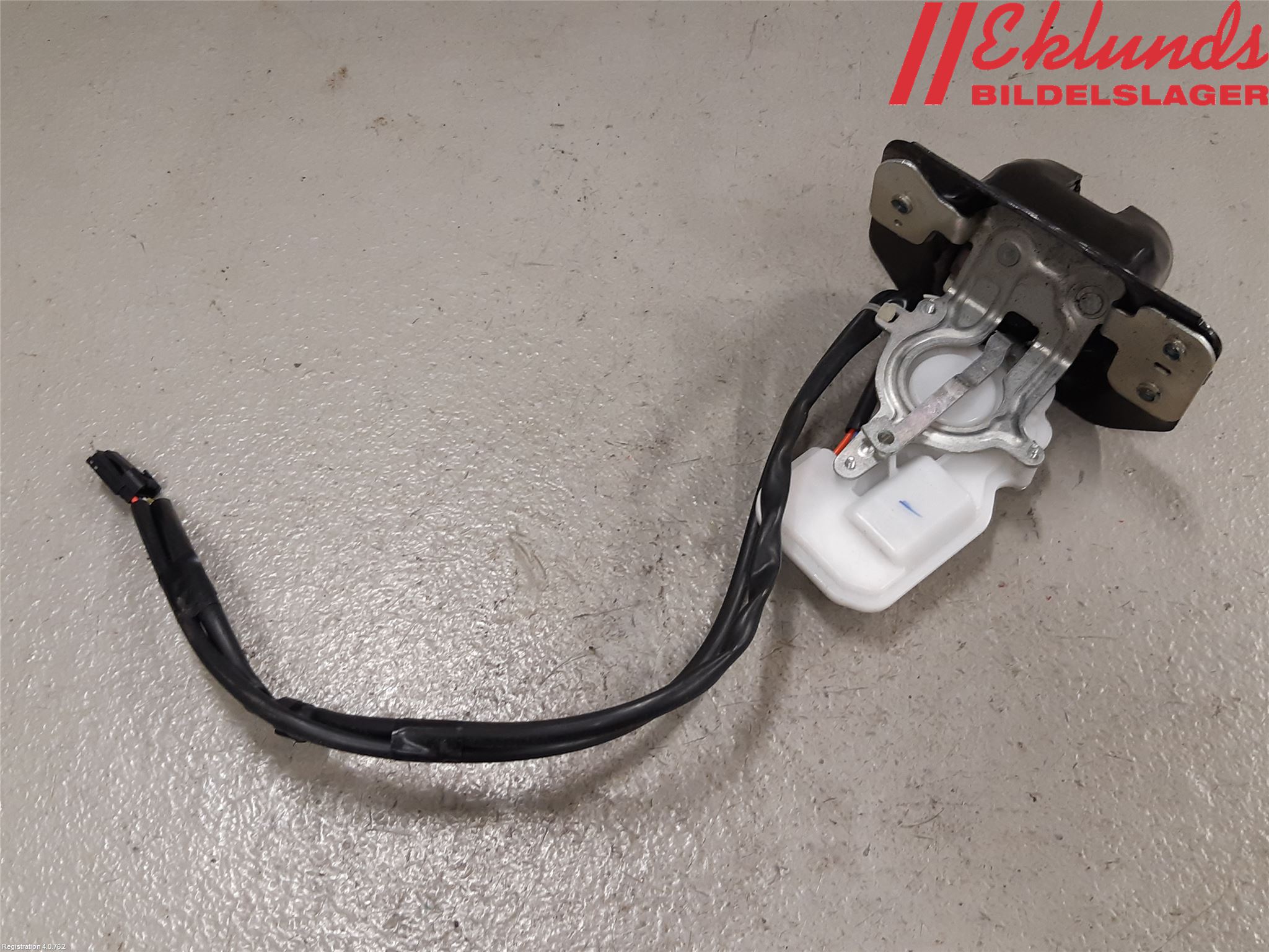 Ford KUGA 13-16 Låskista Baklucka