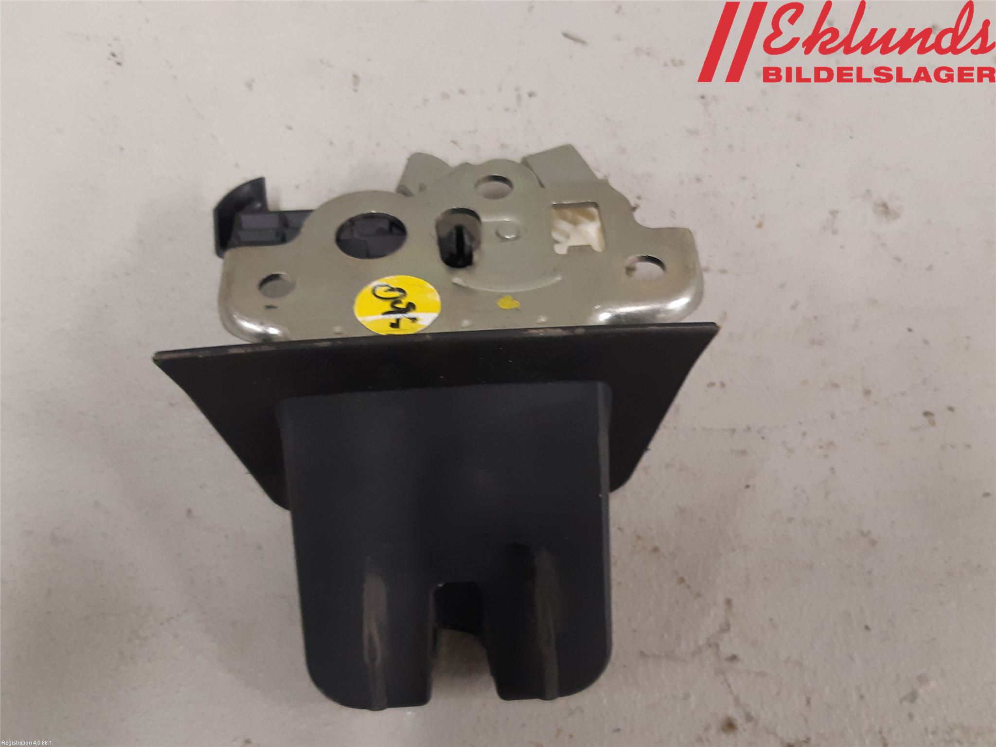 Audi A4/S4 08-11 Låskista Baklucka