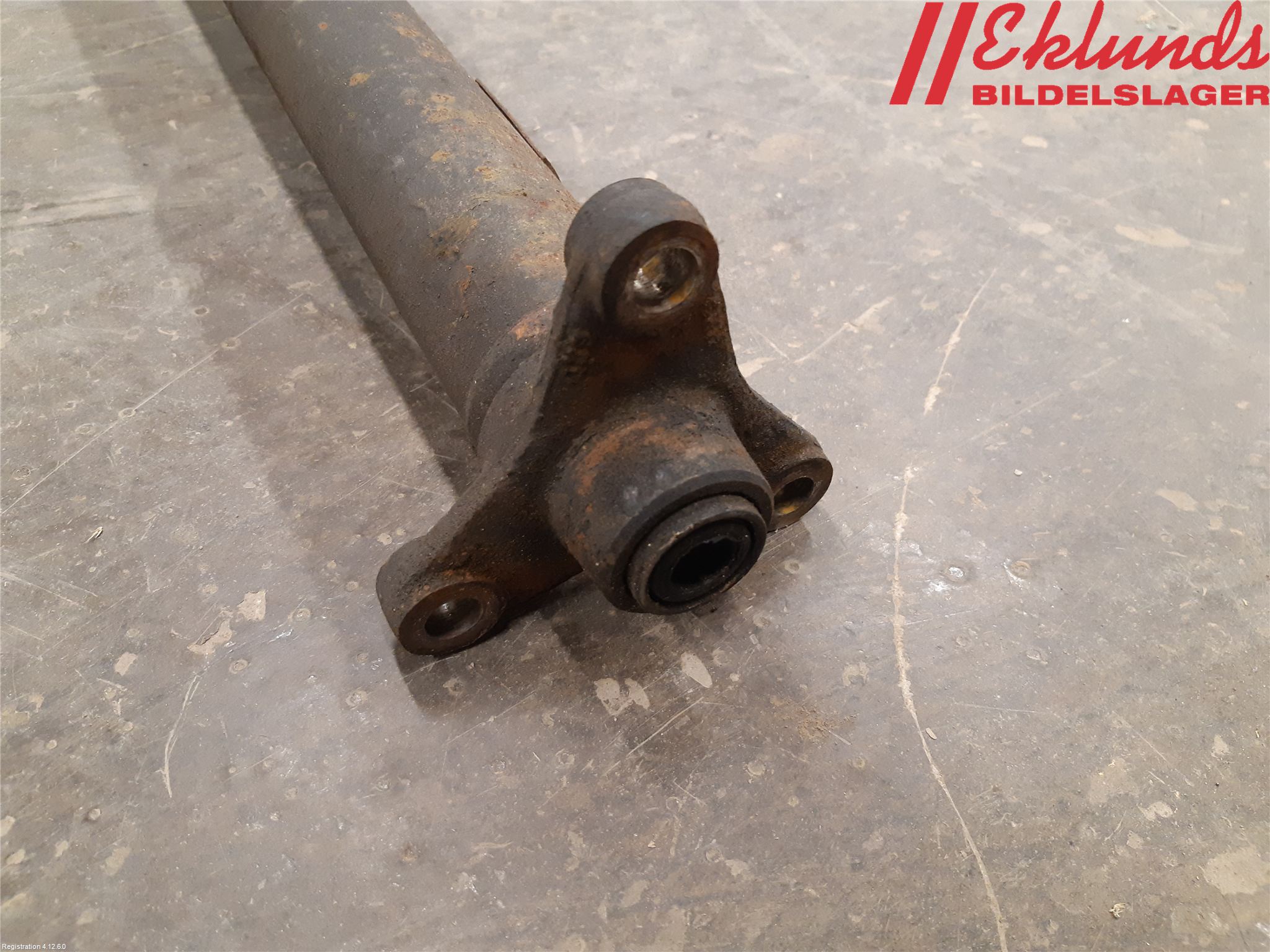 Volvo 740 88-92 Mellanaxel Komp