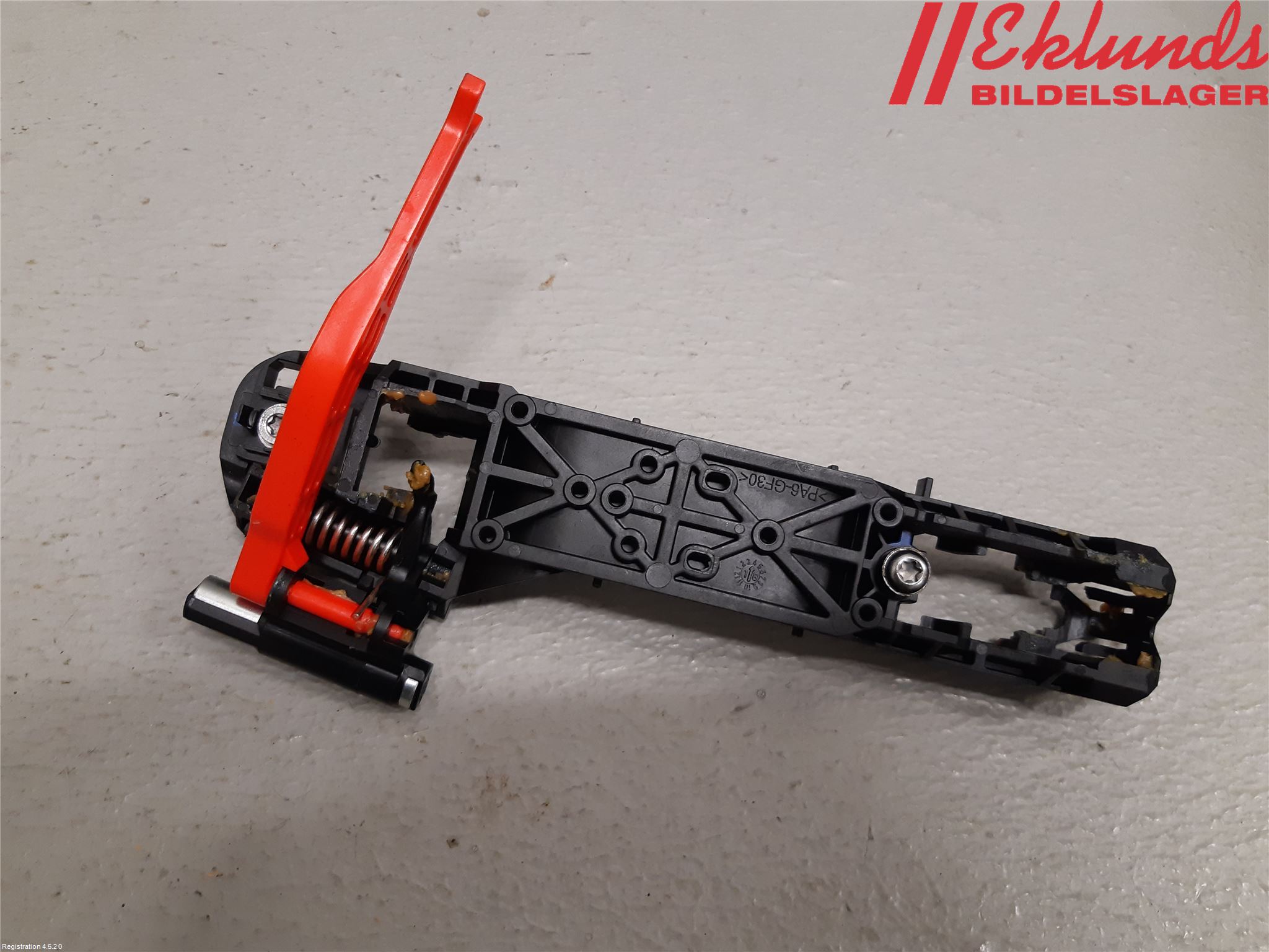 Toyota YARIS XP130 15-20 Dörrhandtag Yttre Hö