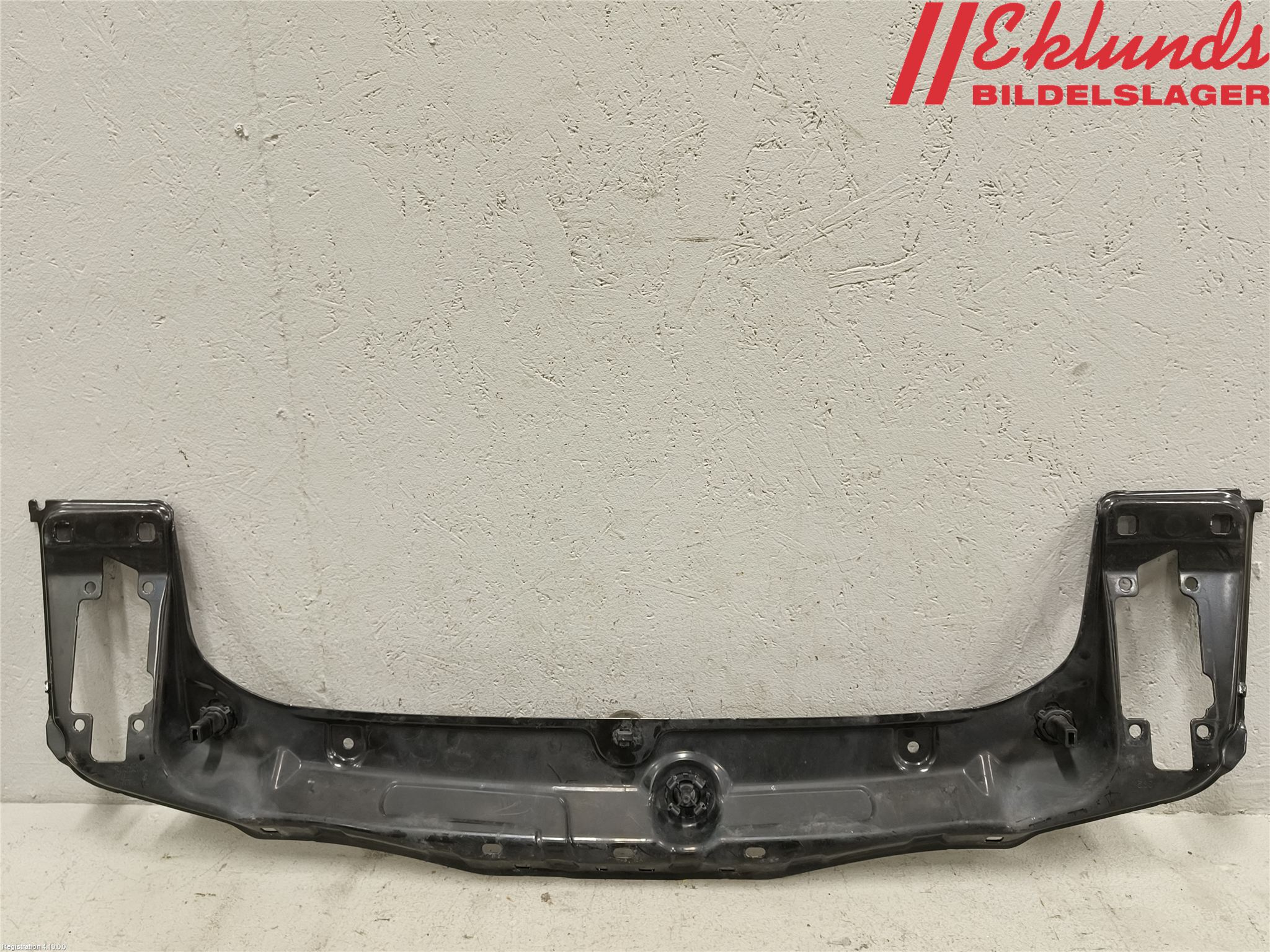 BMW 1 F20/F21 11-19 Front Huvlåsplåt-Balk