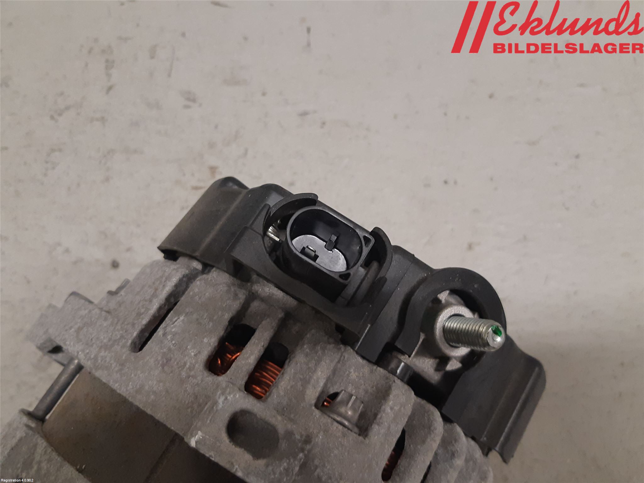 Kia STONIC 18->> Generator