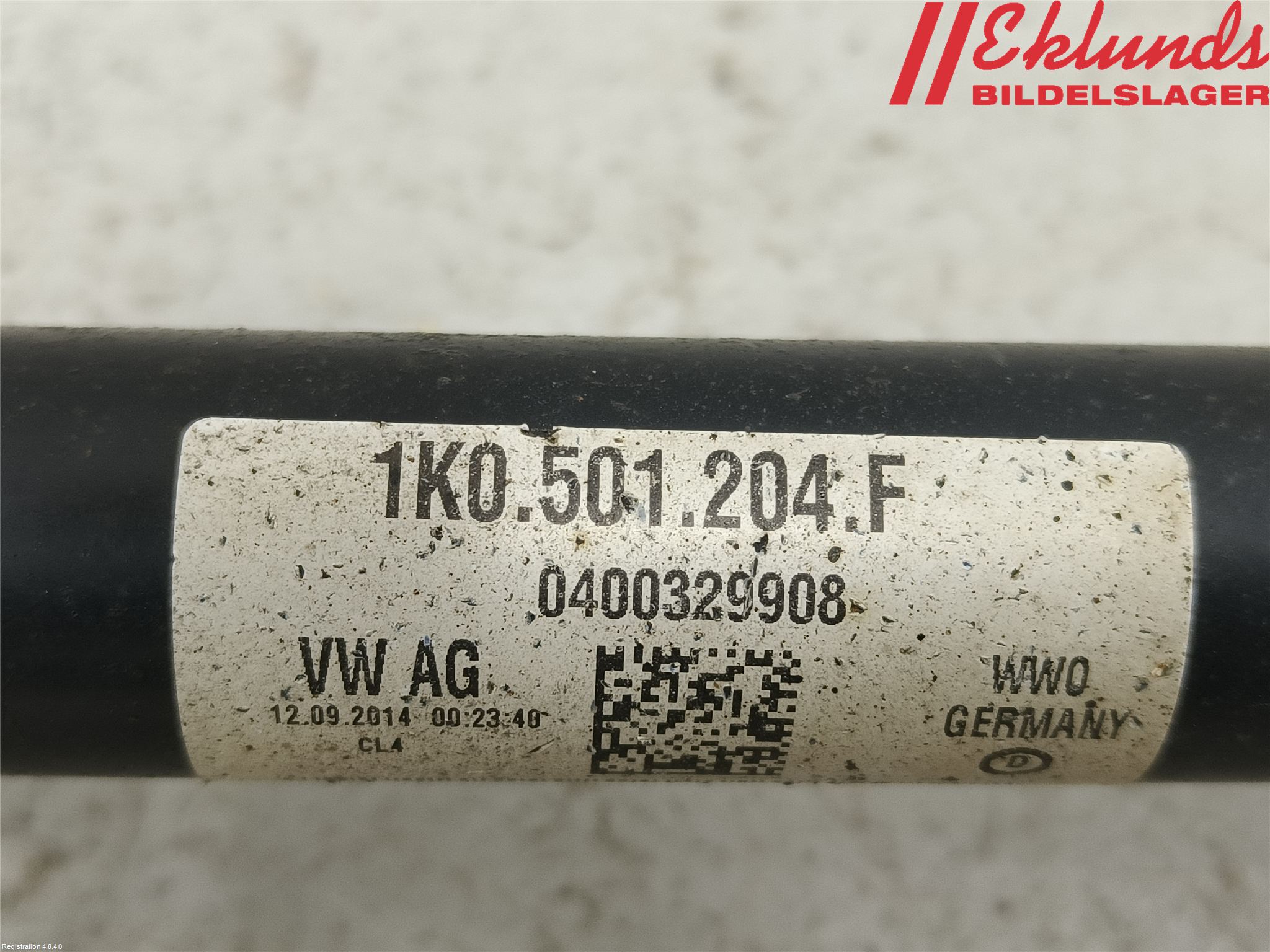Volkswagen VW PASSAT 11-14 Drivaxel Bak Höger