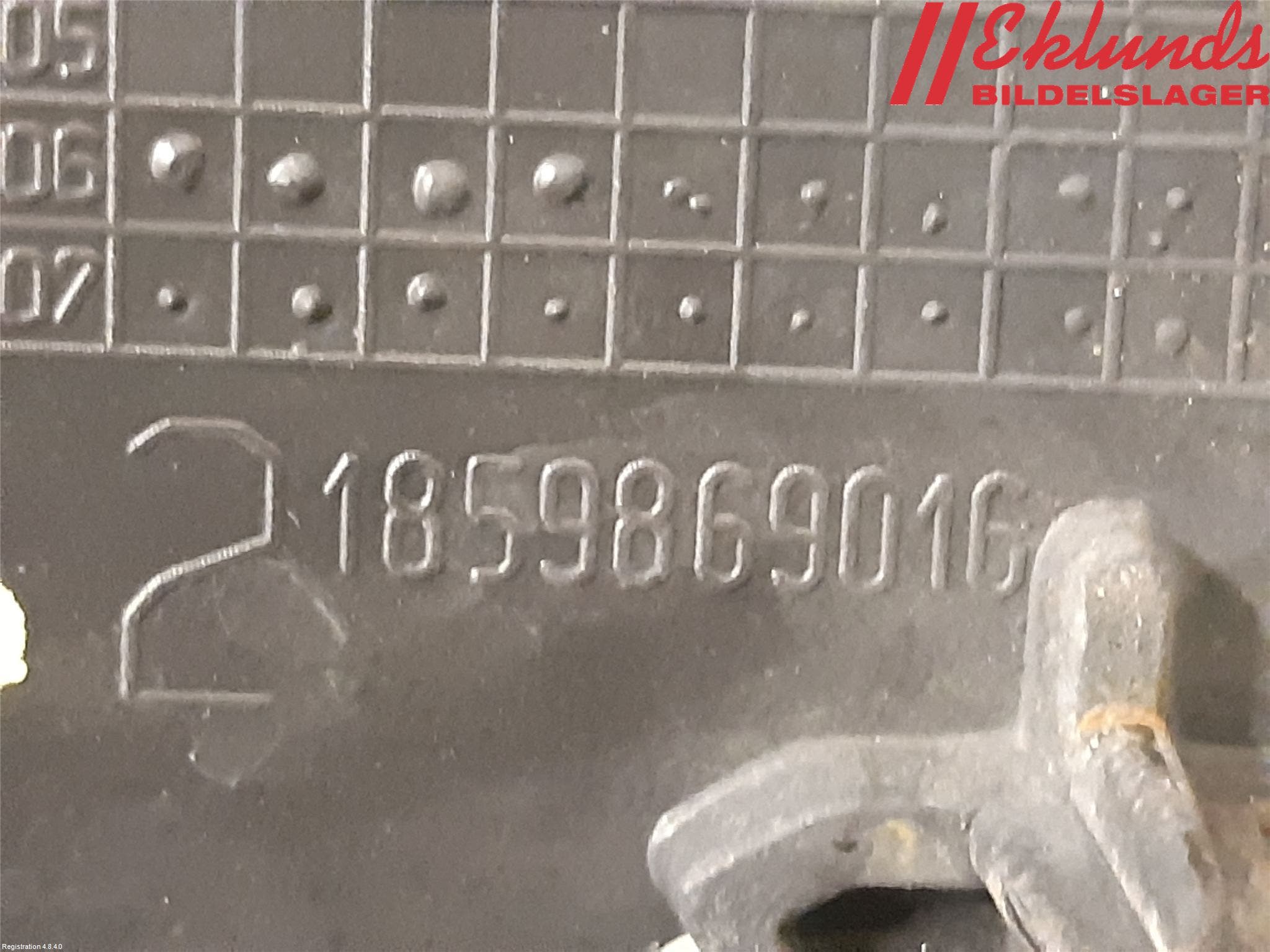 Peugeot 207 Stötfångarfäste Bak Hö