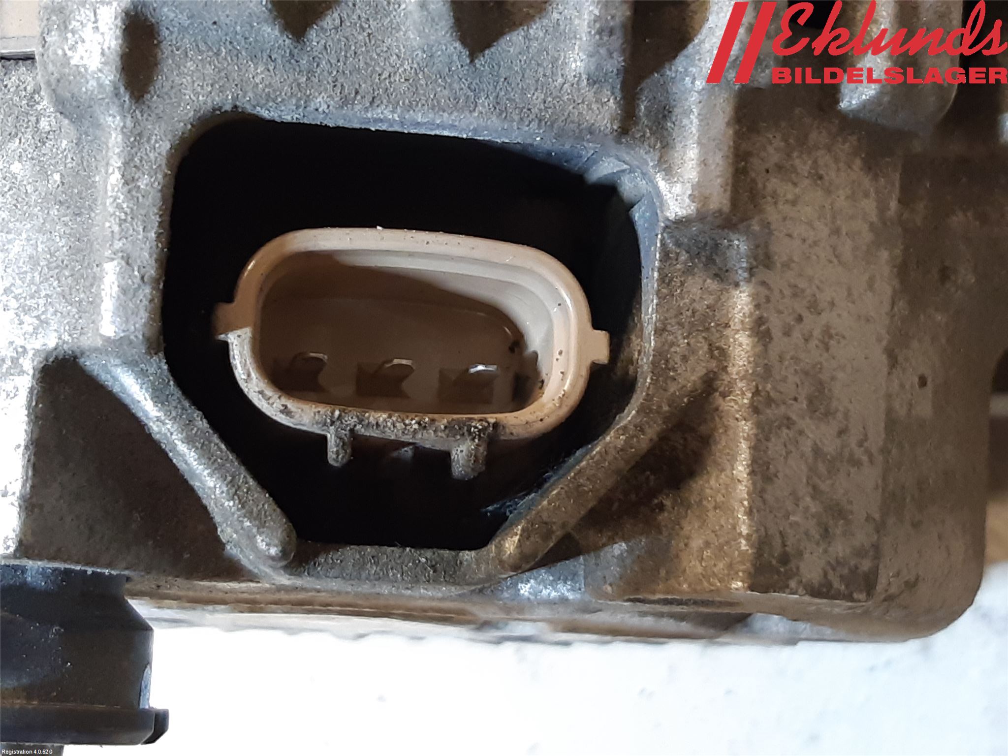 Nissan MICRA C+C Generator