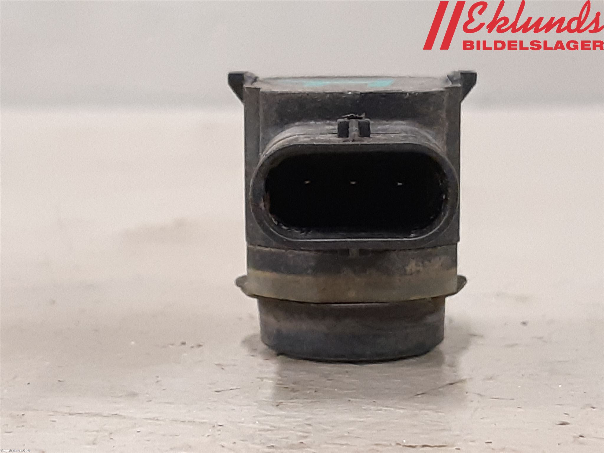 Volkswagen VW PASSAT 11-14 Parkeringshjälp Frontsensor