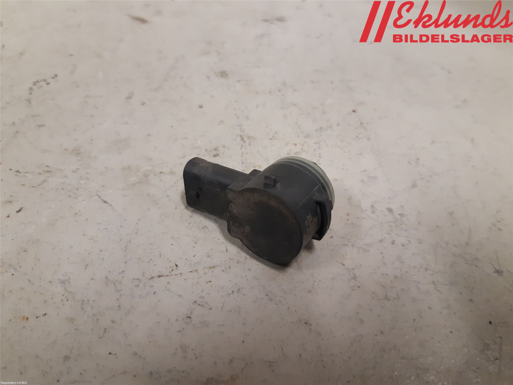 BMW 5 G30/G31/F90 17-23 Parkeringshjälp Frontsensor