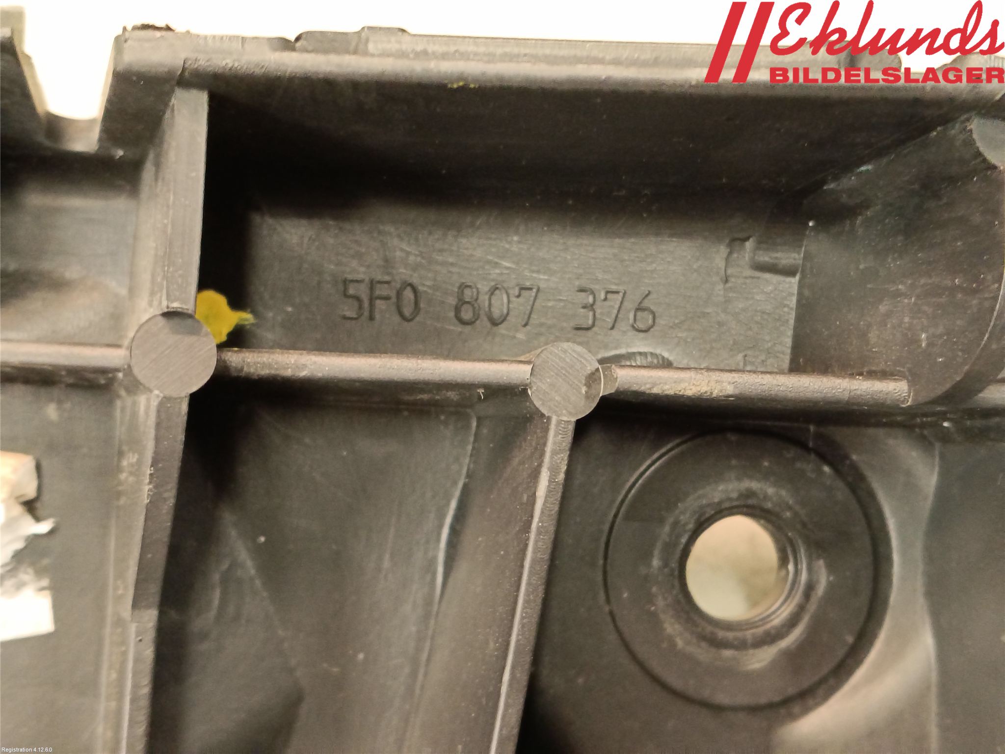 Seat LEON 13-20 Stötfångarfäste Bak Hö