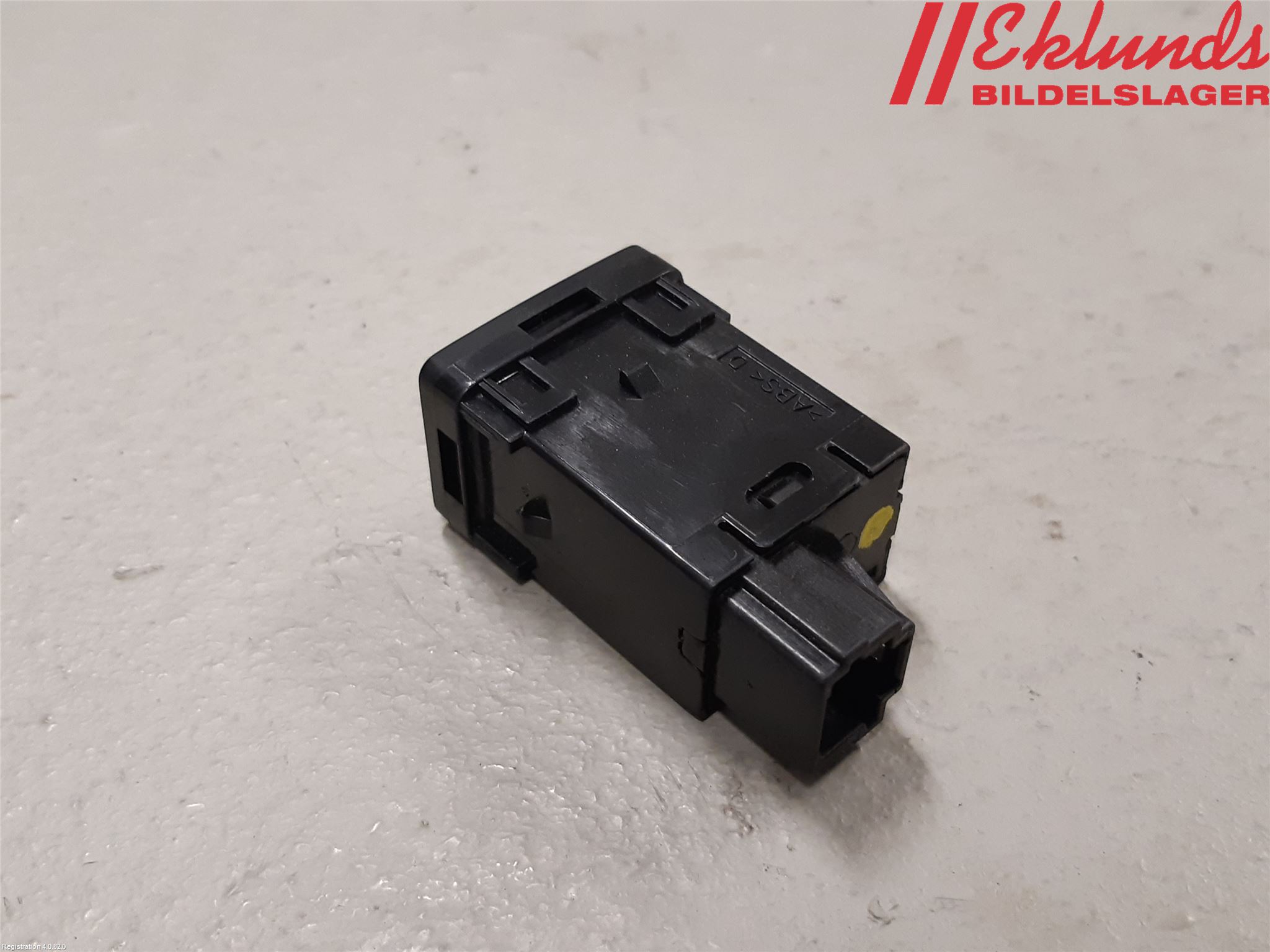 Nissan NAVARA, TREK-1 17-21 Strömställare Antisladd