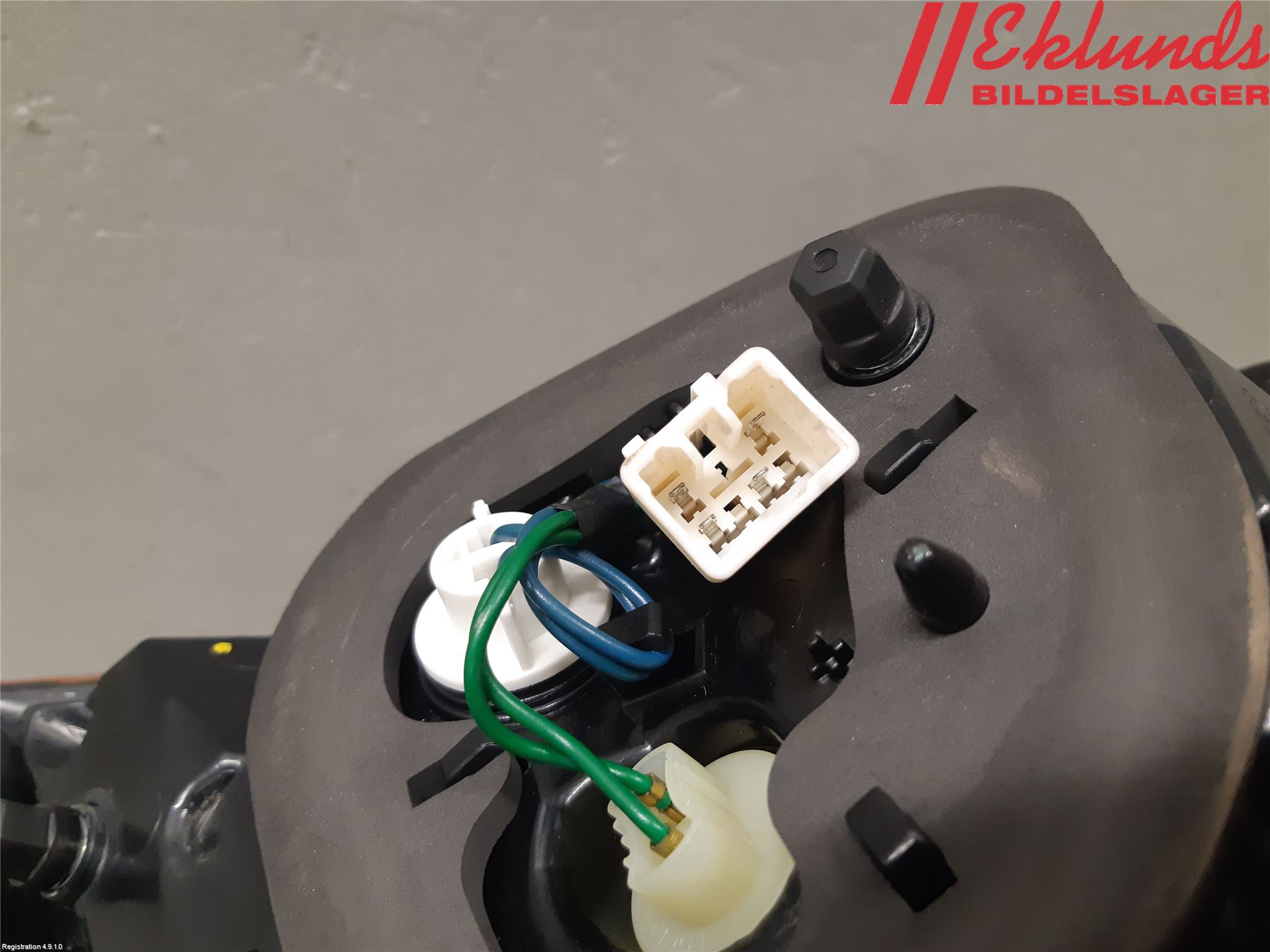 Kia RIO 12-16 Bakljus Lucka Hö