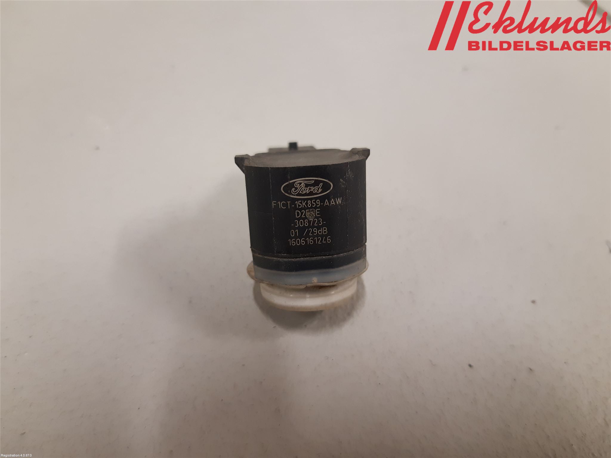 Ford FOCUS 15-18 Parkeringshjälp Backsensor