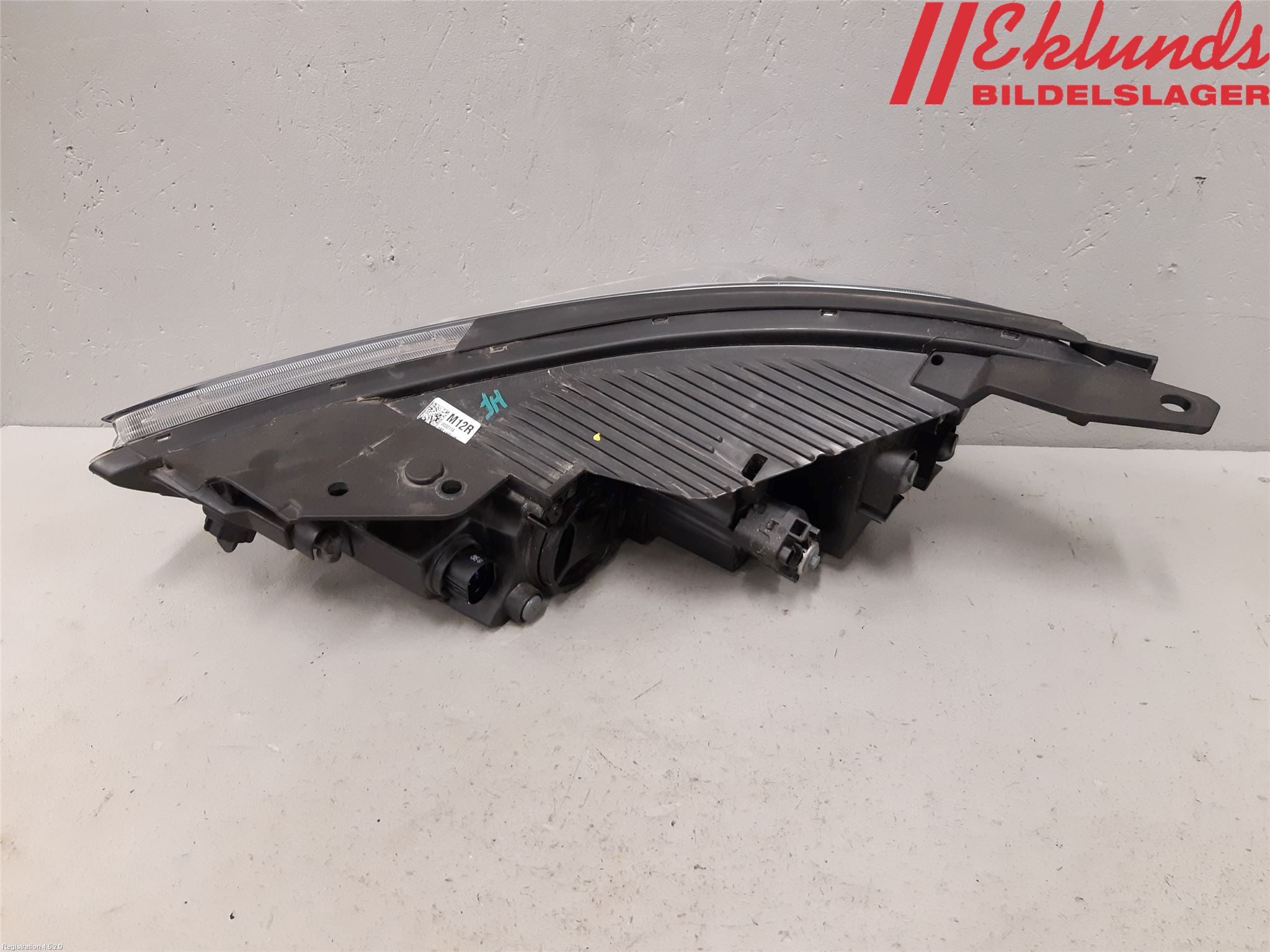 Hyundai IONIQ AE 17-22 Strålkastare Höger