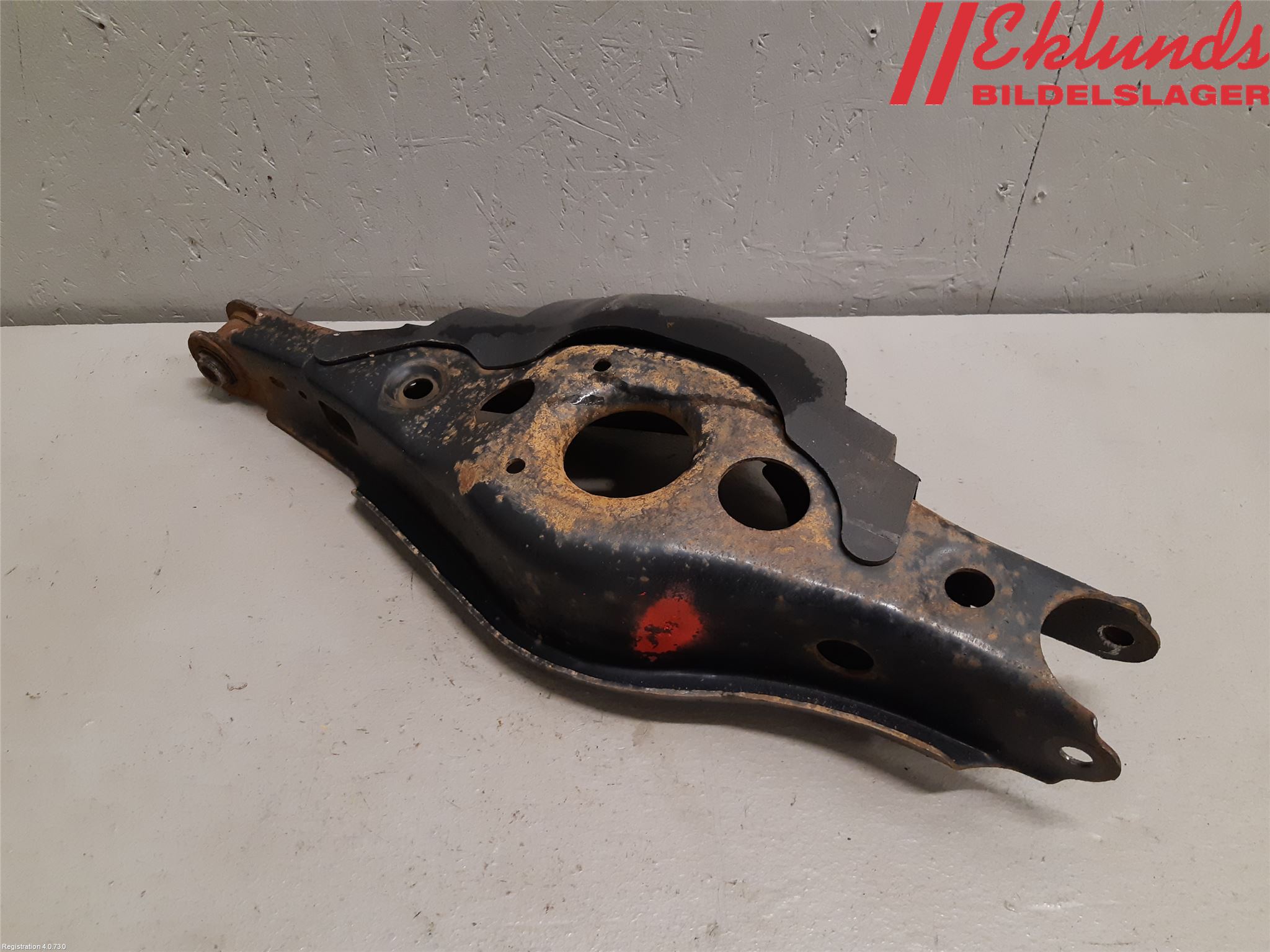 Toyota RAV4 13-18 Bärarm Bak Vänster