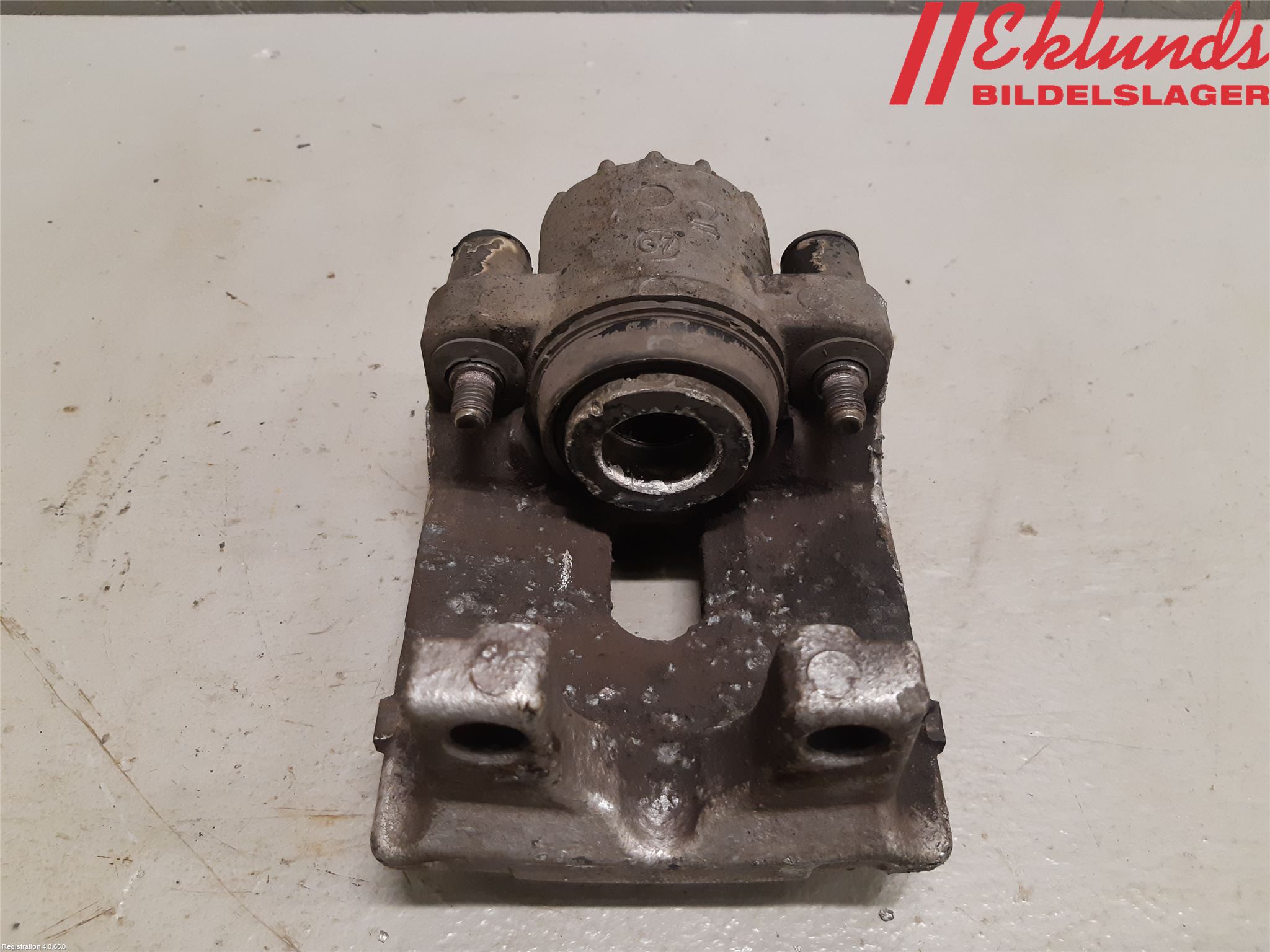 BMW 5 E60/61 Sed/Tou 02-10 Bromsok Bak Höger