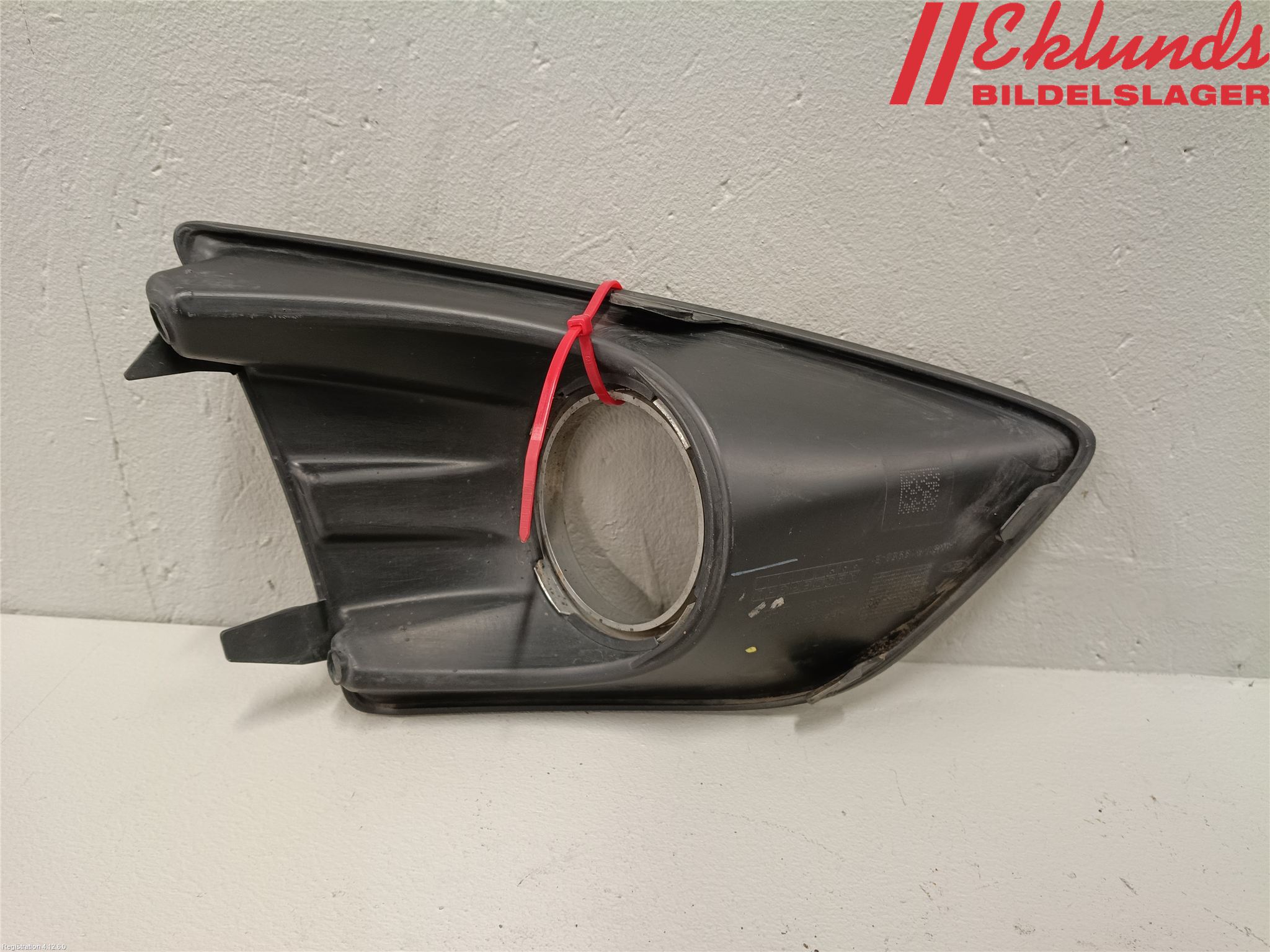 Ford C-MAX II  11-14 Dimljussarg Fram