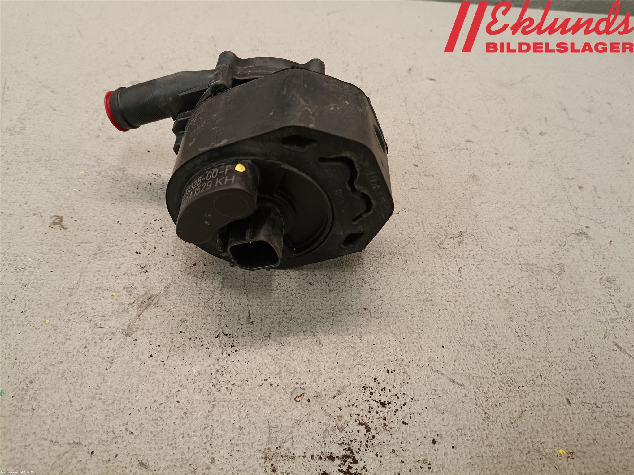 Tesla MODEL X 16- Vattenpump