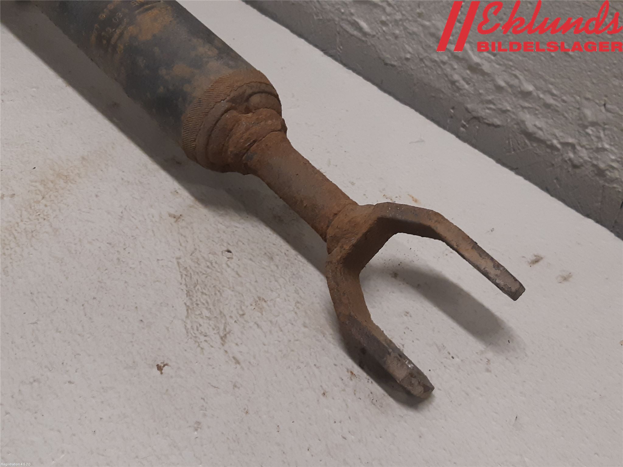 Audi A6/S6     05-11 Fjäderben Fram Höger