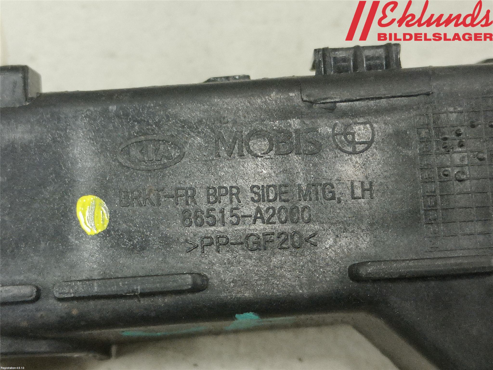 Kia CEED 12-18 Stötfångarfäste Fram Vä