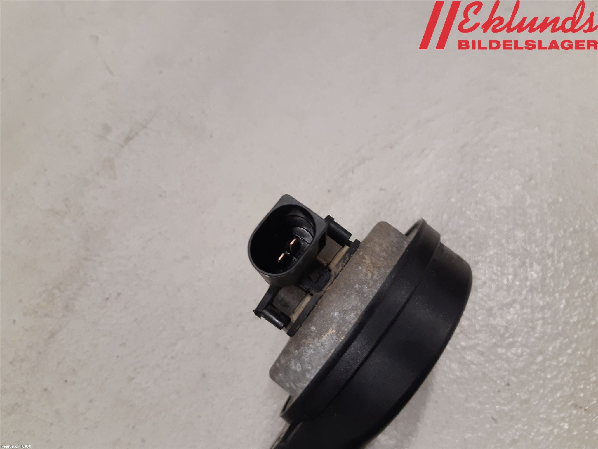 Volkswagen VW PASSAT 11-14 Signalhorn