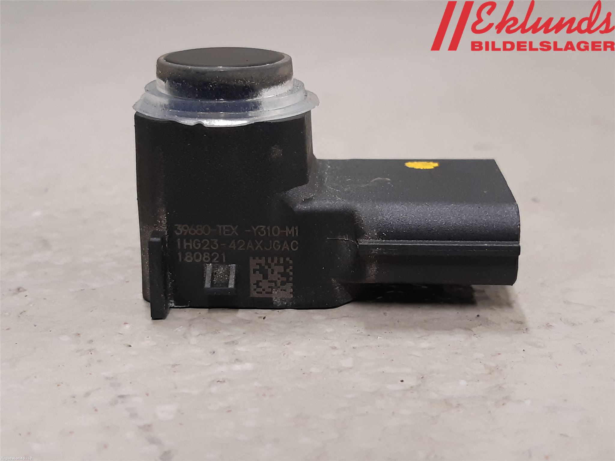 Honda CIVIC 17-22 Parkeringshjälp Frontsensor