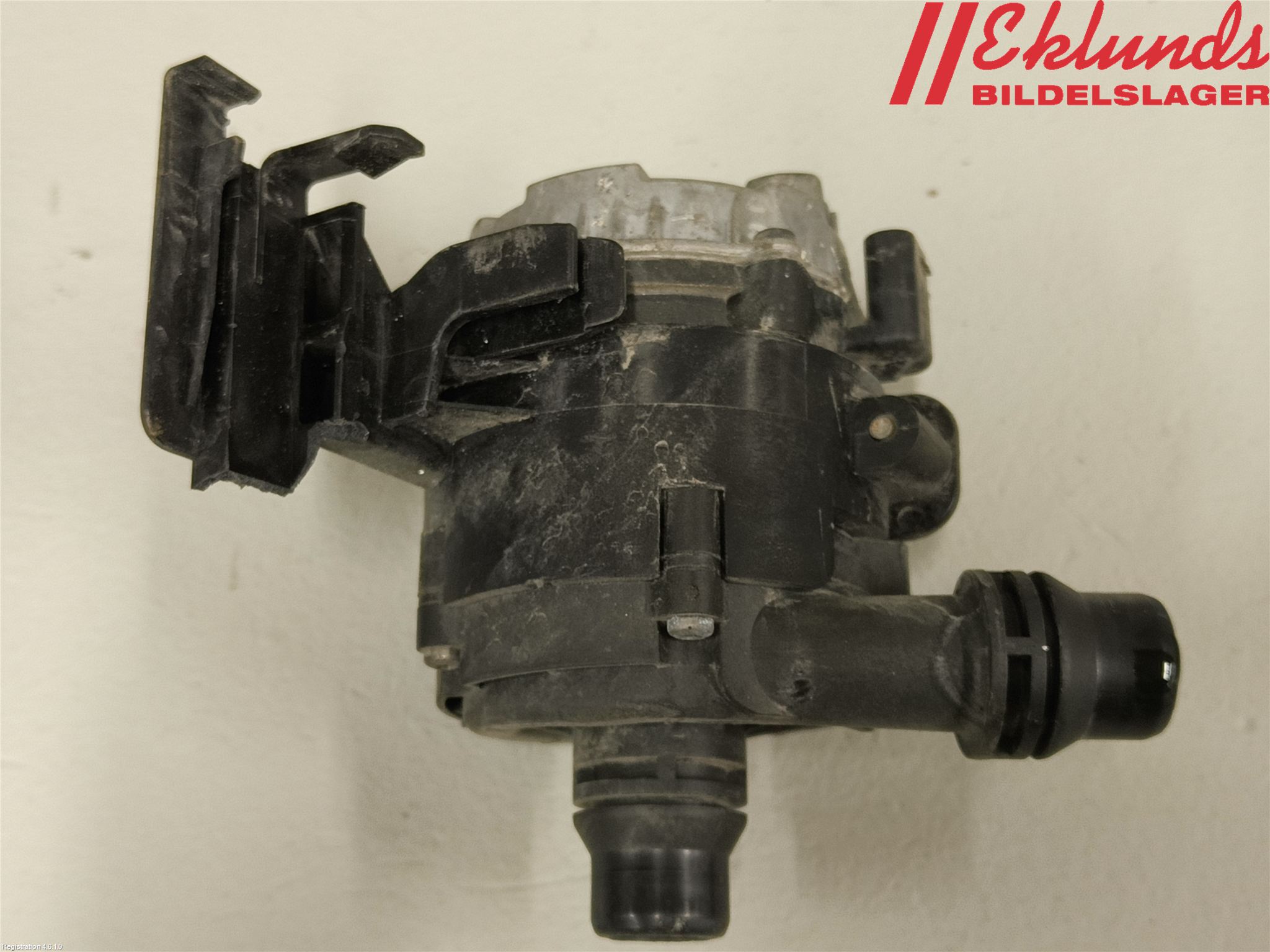 BMW 5 G30/G31/F90 17-23 Vattenpump