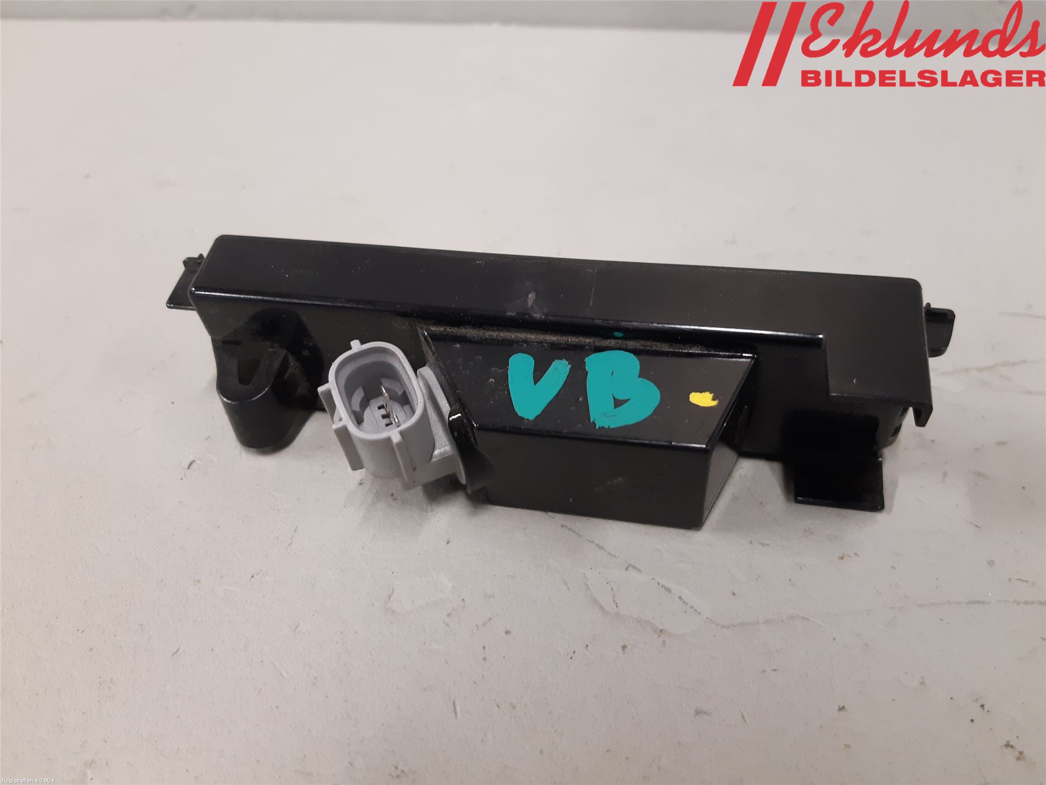 Toyota AYGO X AB70 22- Skylt Belysning