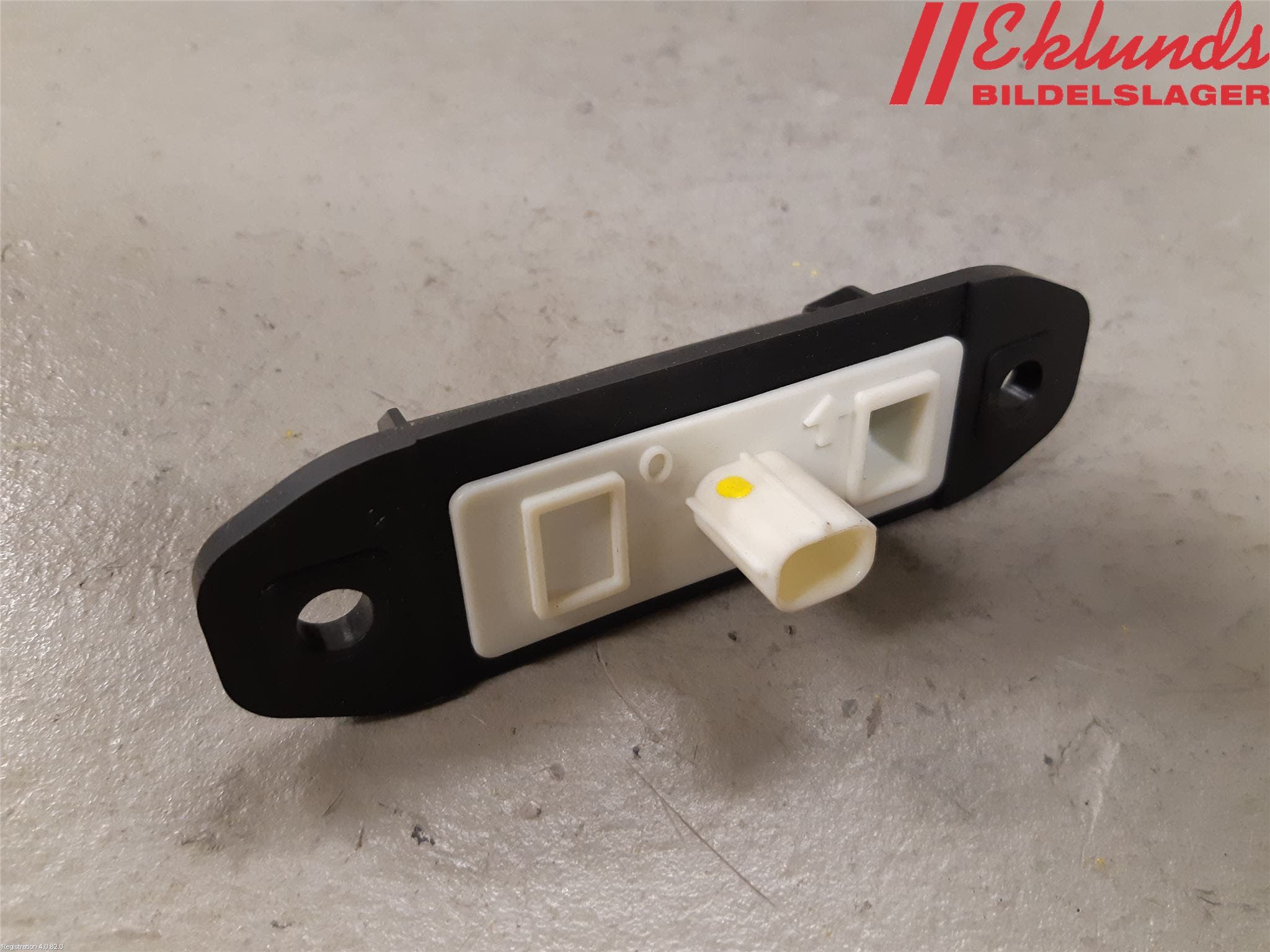 Toyota COROLLA 19- Bakluckehandtag